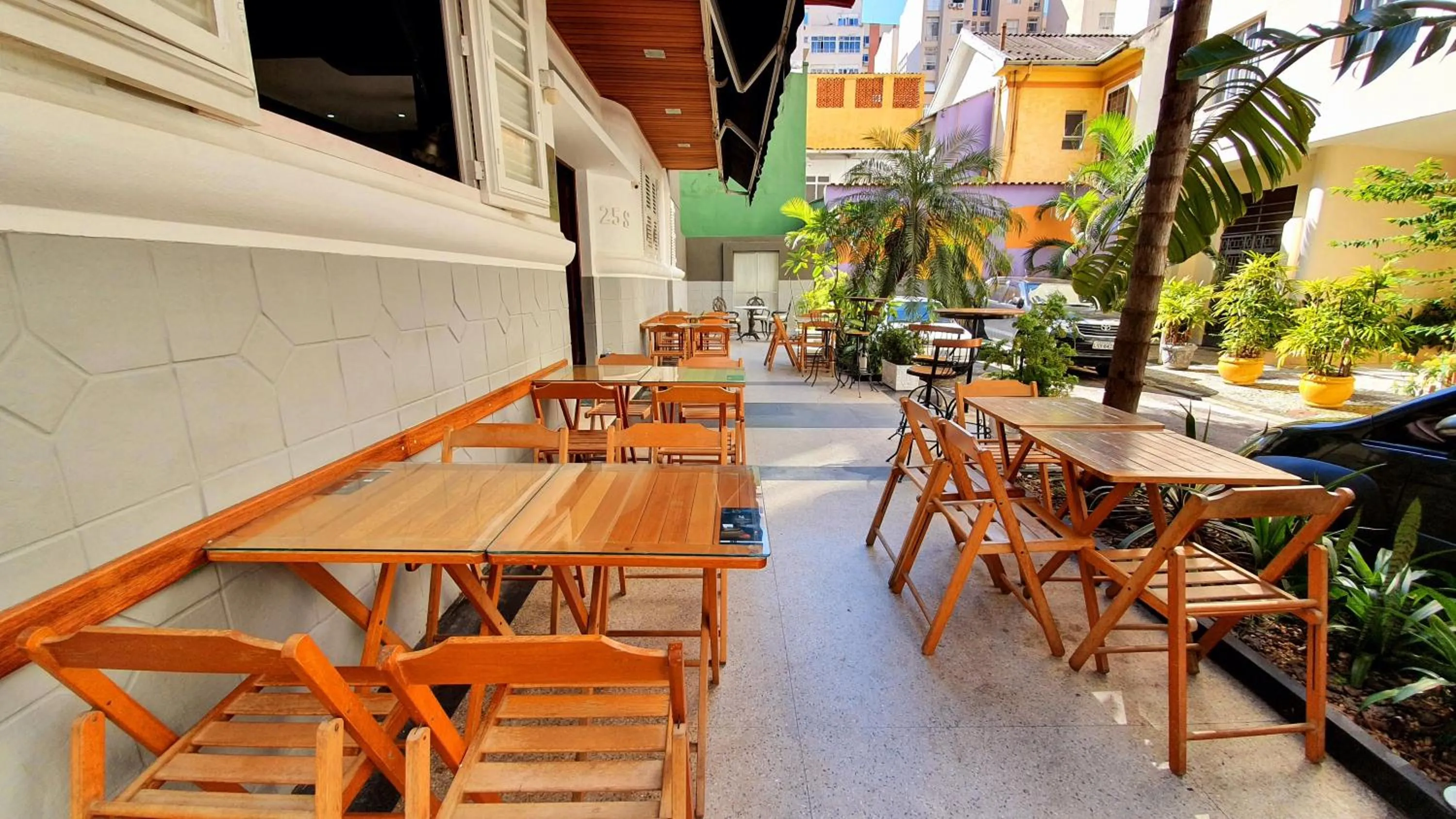 Patio in Hotel Angrense