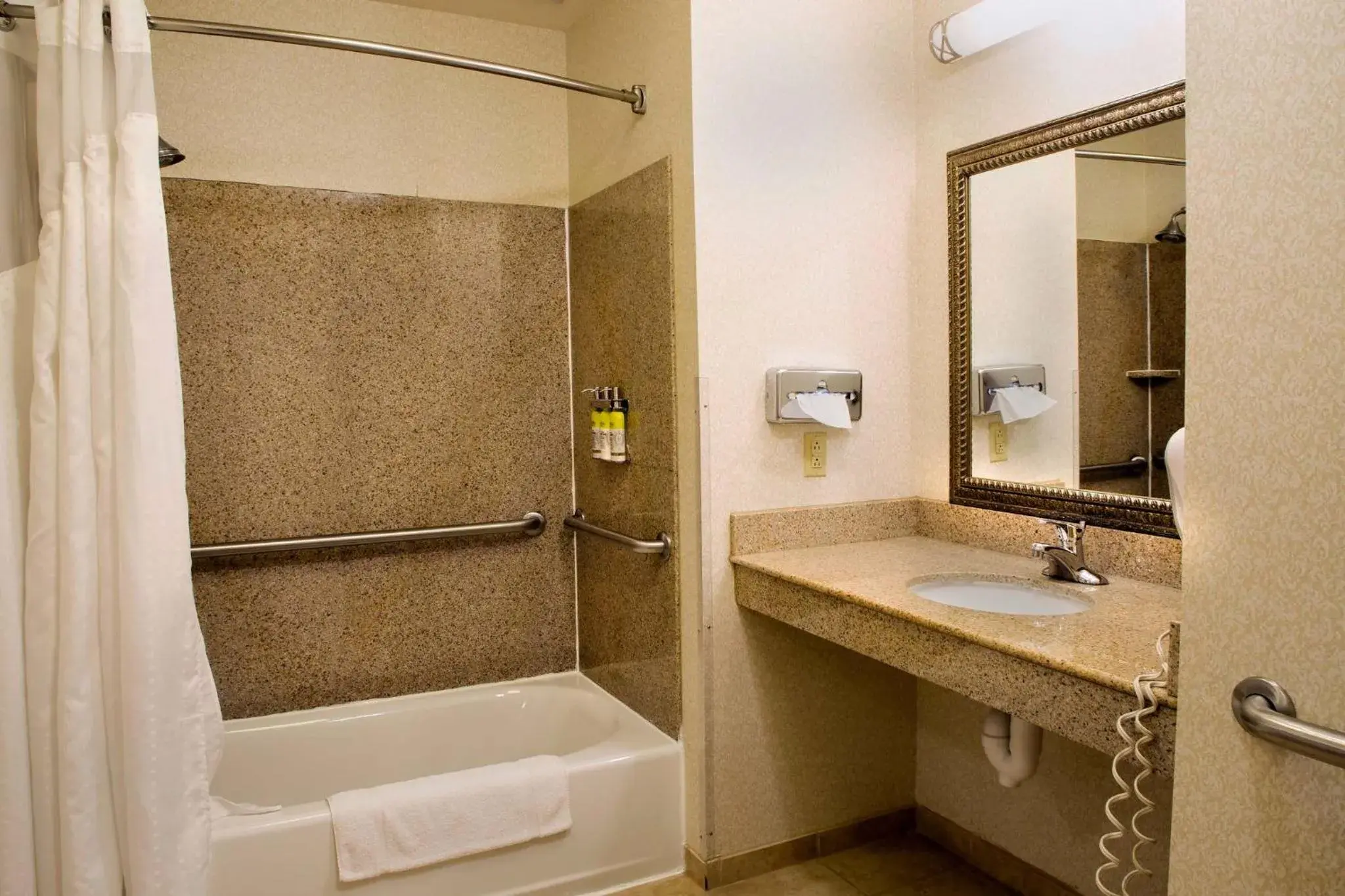 Bathroom in Holiday Inn Express Hotel & Suites Center by IHG Bathroom in Holiday Inn Express Hotel & Suites Center by IHG