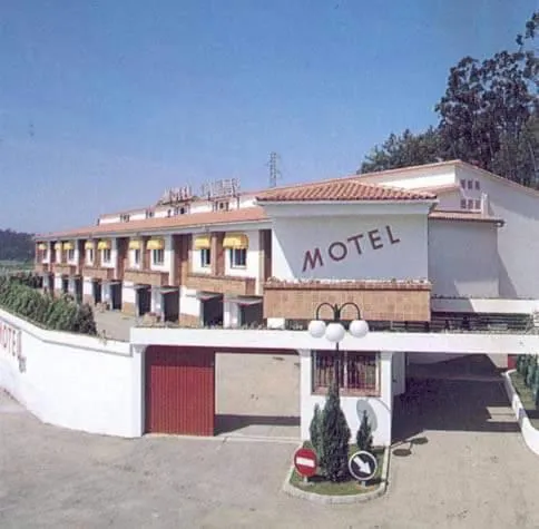 Property building in Motel Caldas