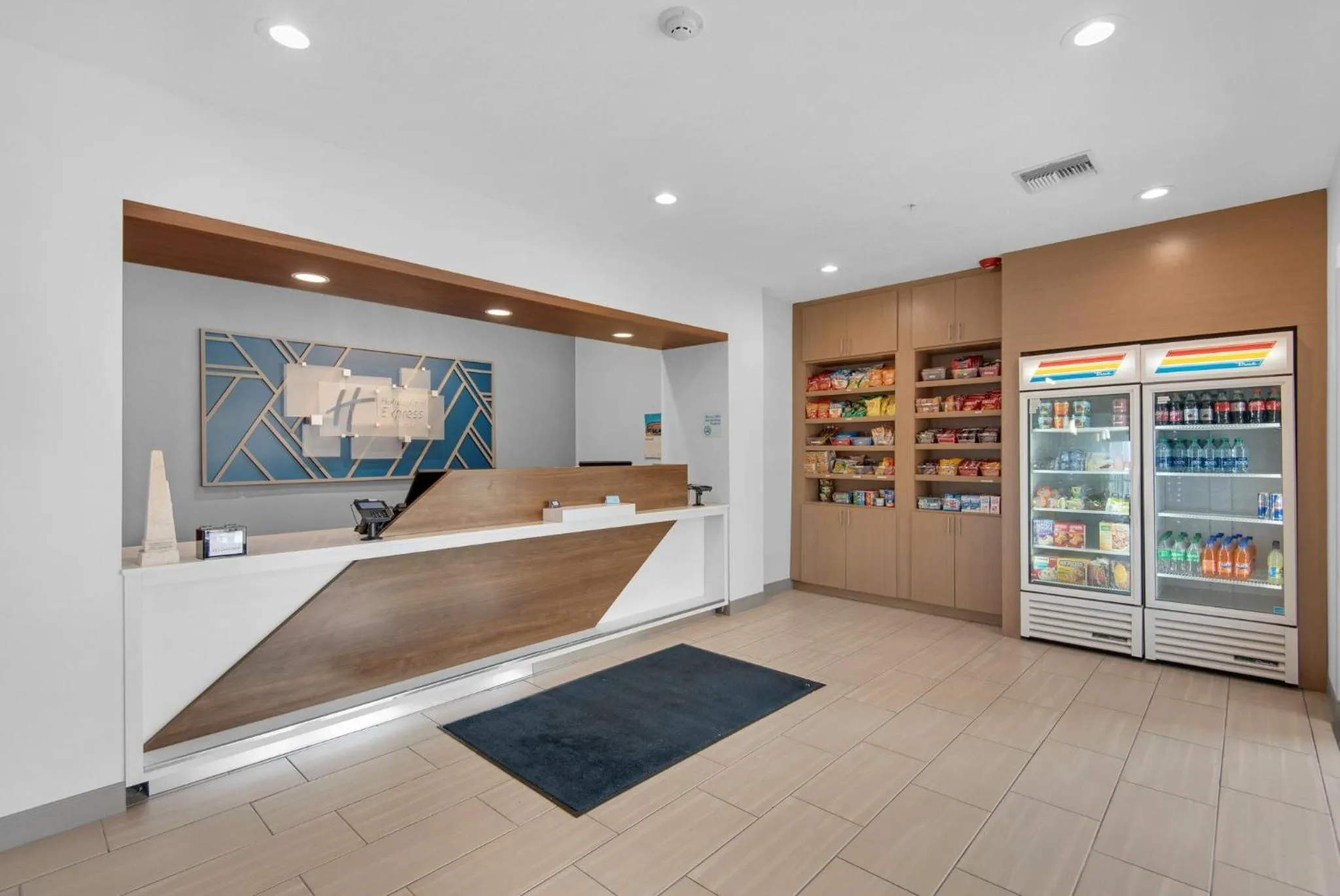 Property building in Holiday Inn Express Destin E - Commons Mall Area by IHG