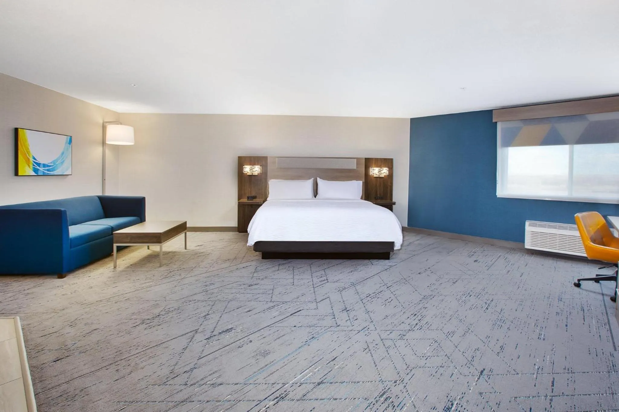 Photo of the whole room, Bed in Holiday Inn Express Casper I-25 by IHG