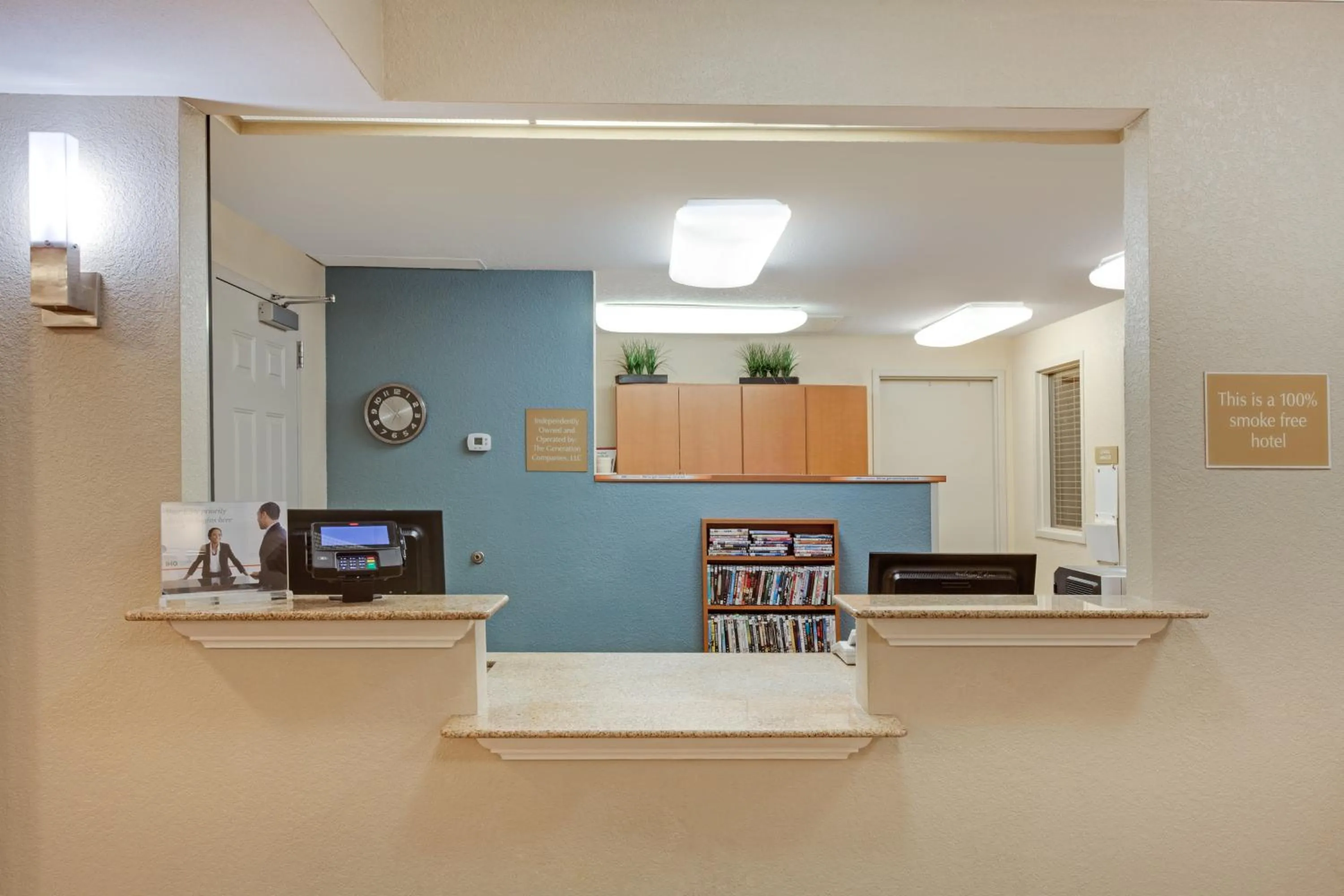 Property building in Candlewood Suites Destin-Sandestin Area by IHG