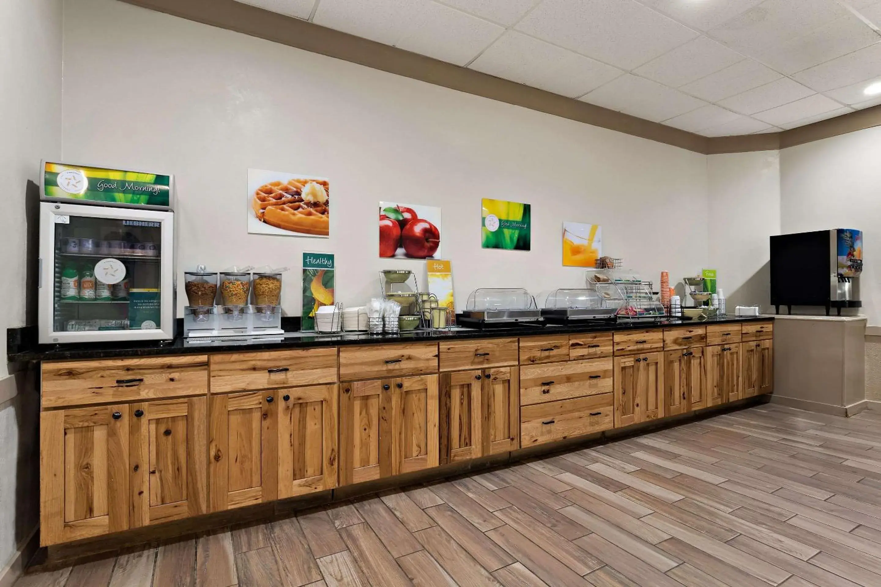 Breakfast in Quality Inn & Suites Craig Breakfast in Quality Inn & Suites Craig