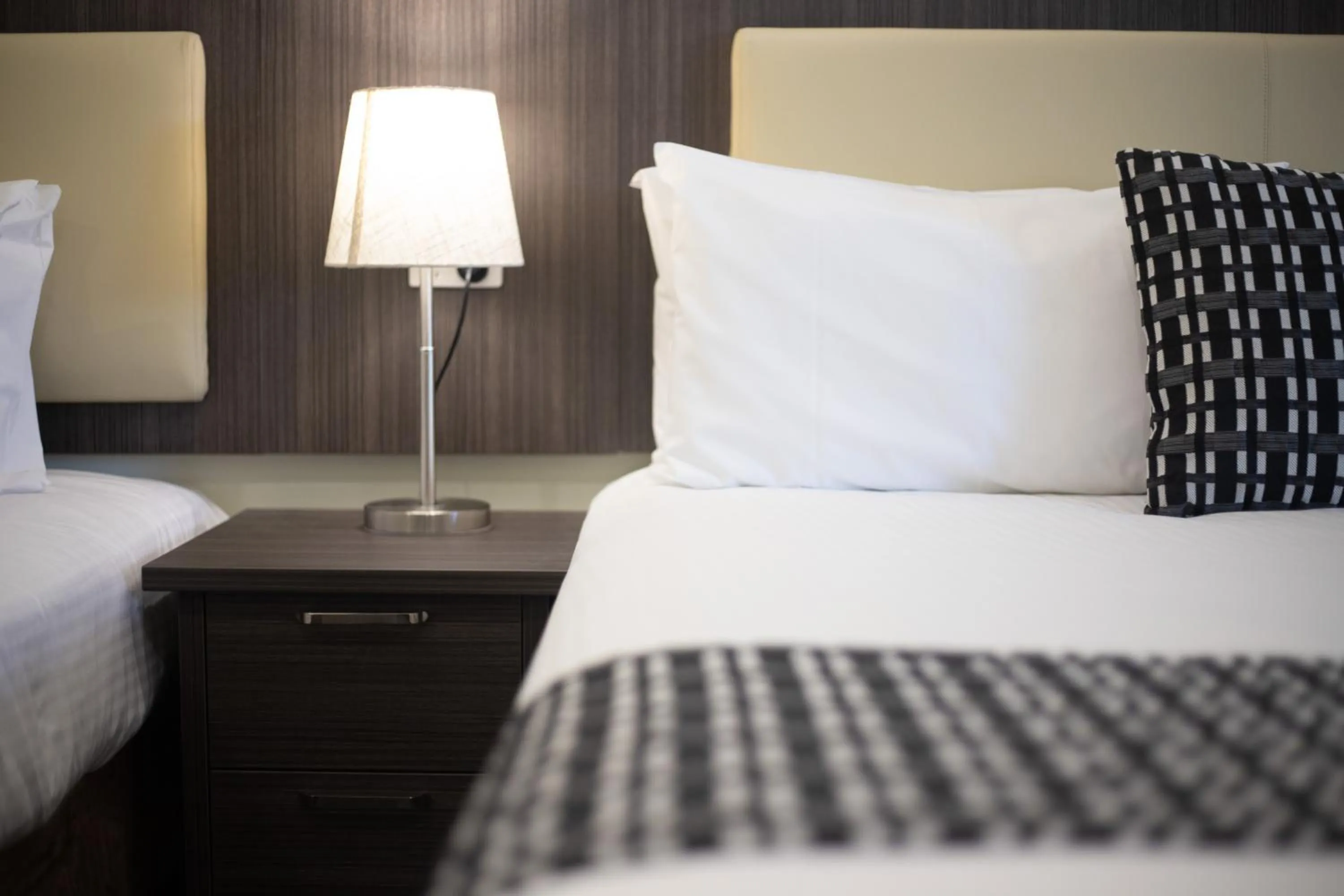 Bed in Best Western Melbourne Airport