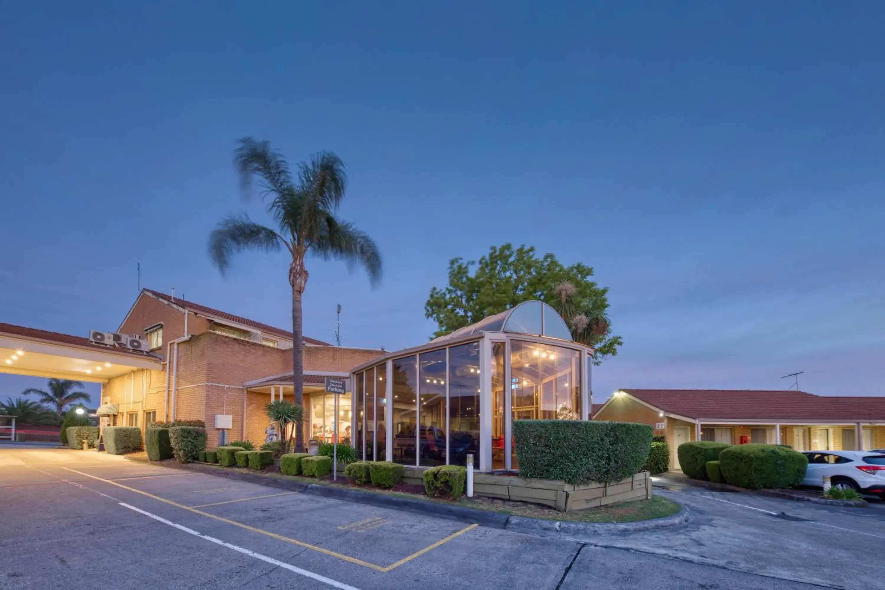 Property building in Best Western Melbourne Airport Property building in Best Western Melbourne Airport