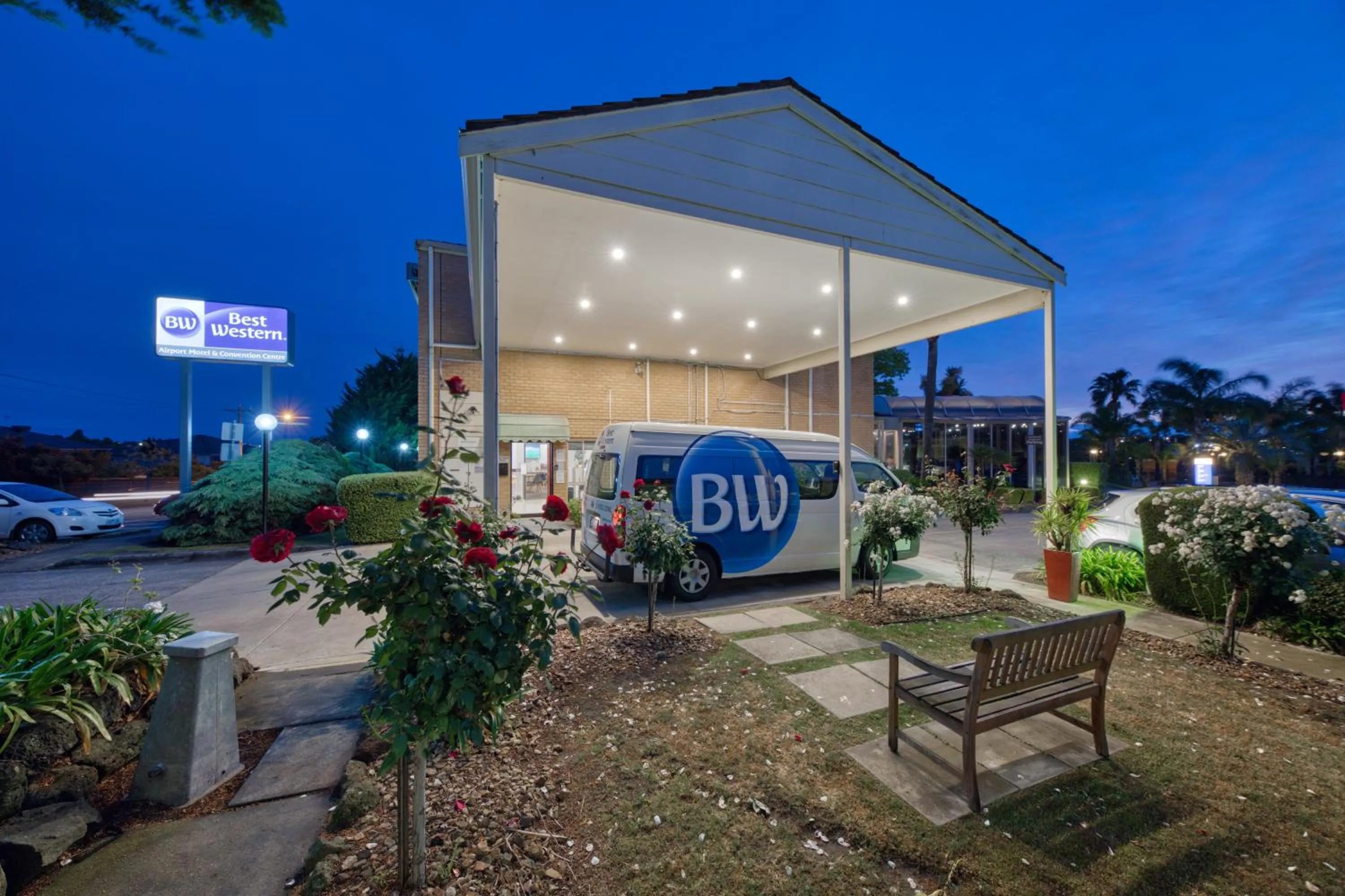 Facade/entrance in Best Western Melbourne Airport