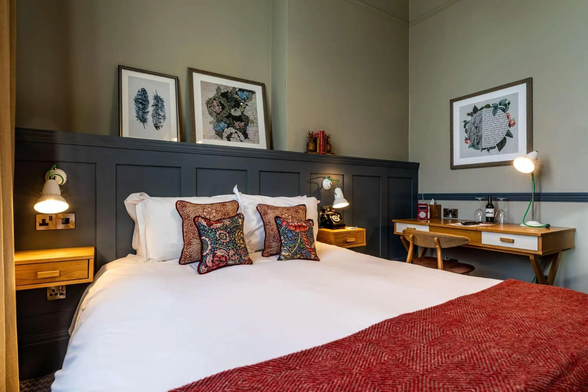 Bedroom, Bed in The Brook Green Hotel