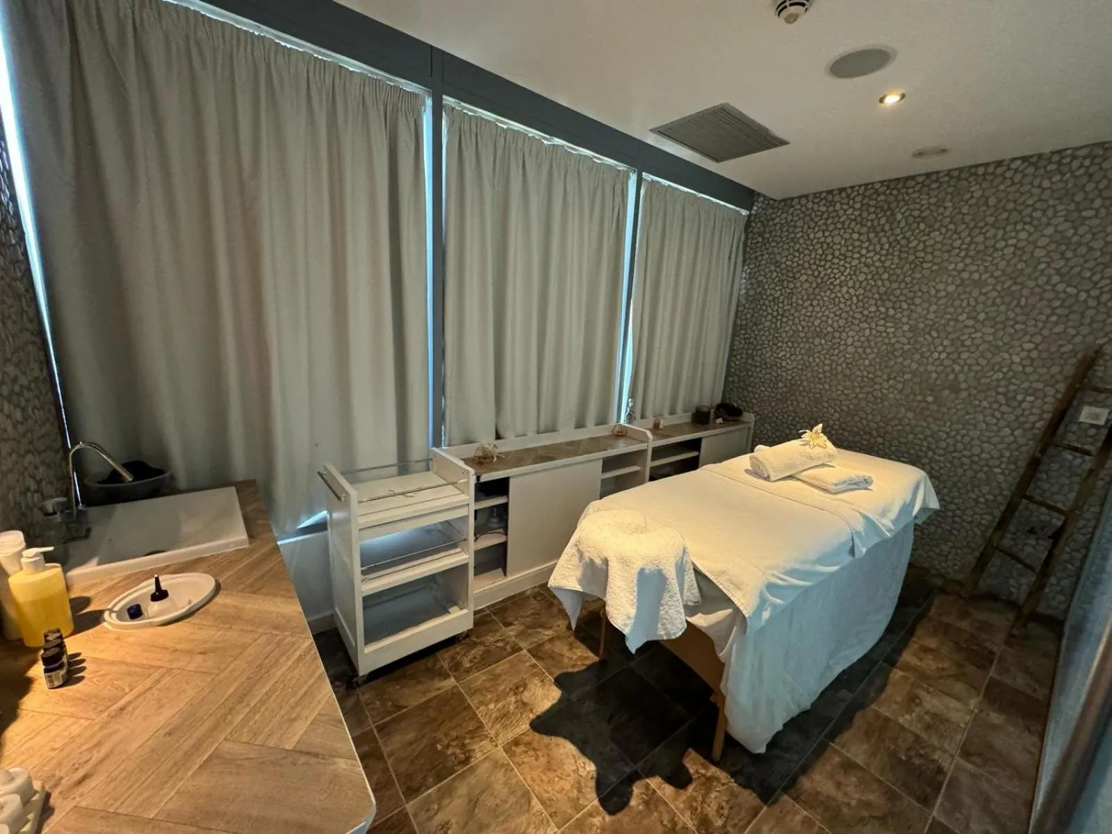 Fitness centre/facilities, Bed in Rafayel Hotel & Spa