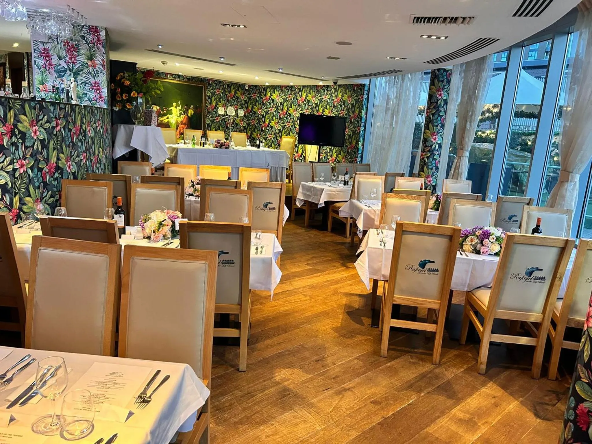 Restaurant/places to eat in Rafayel Hotel & Spa