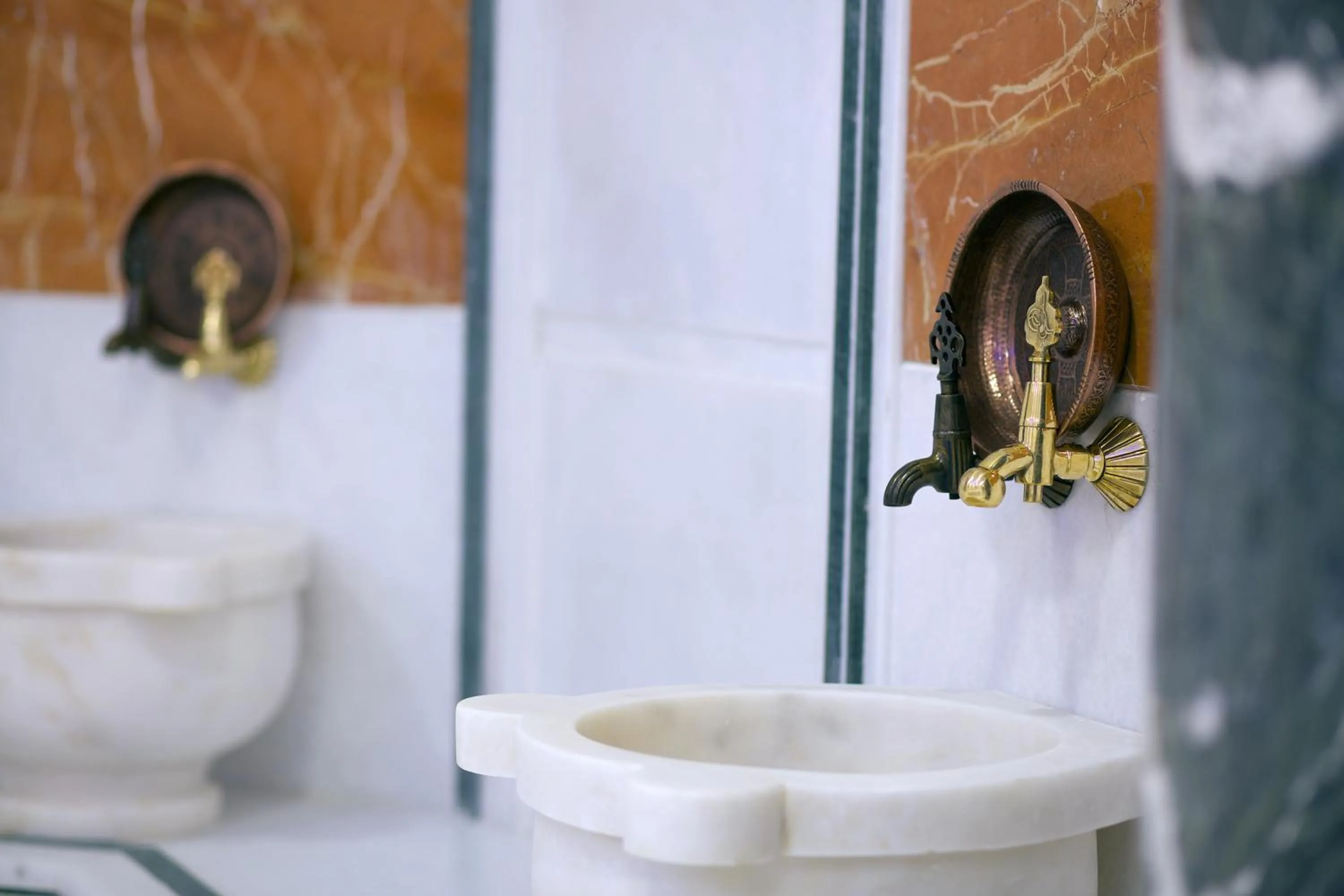 Public Bath in Elazığ Marathon Hotel