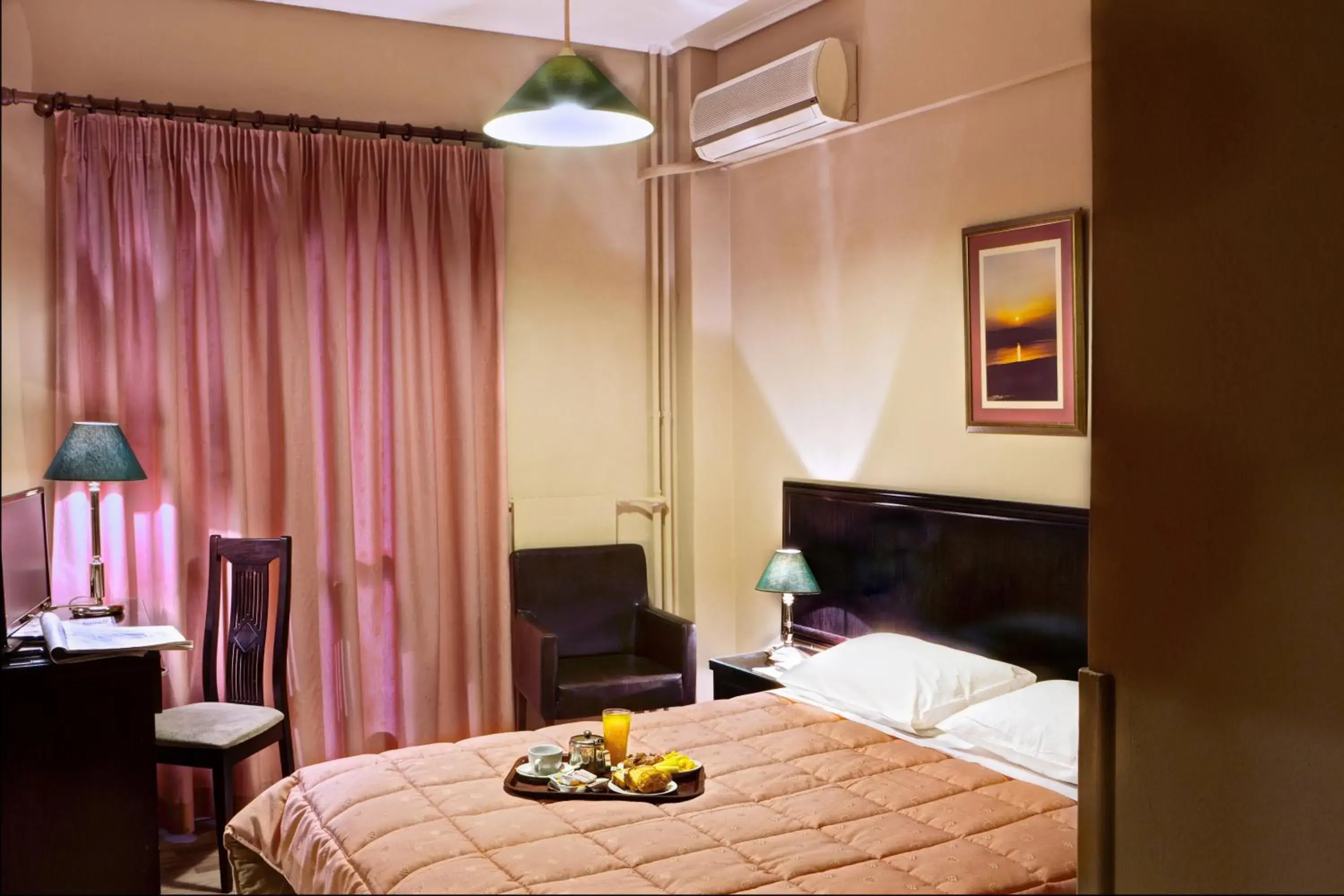 Other, Bed in Nicola Hotel Other, Bed in Nicola Hotel