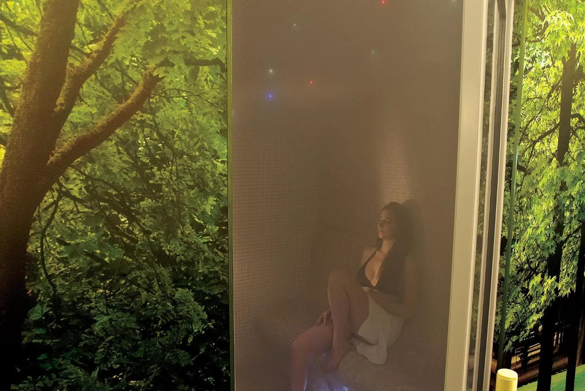 Spa and wellness centre/facilities in Secret de Paris - Hotel & Spa Spa and wellness centre/facilities in Secret de Paris - Hotel & Spa