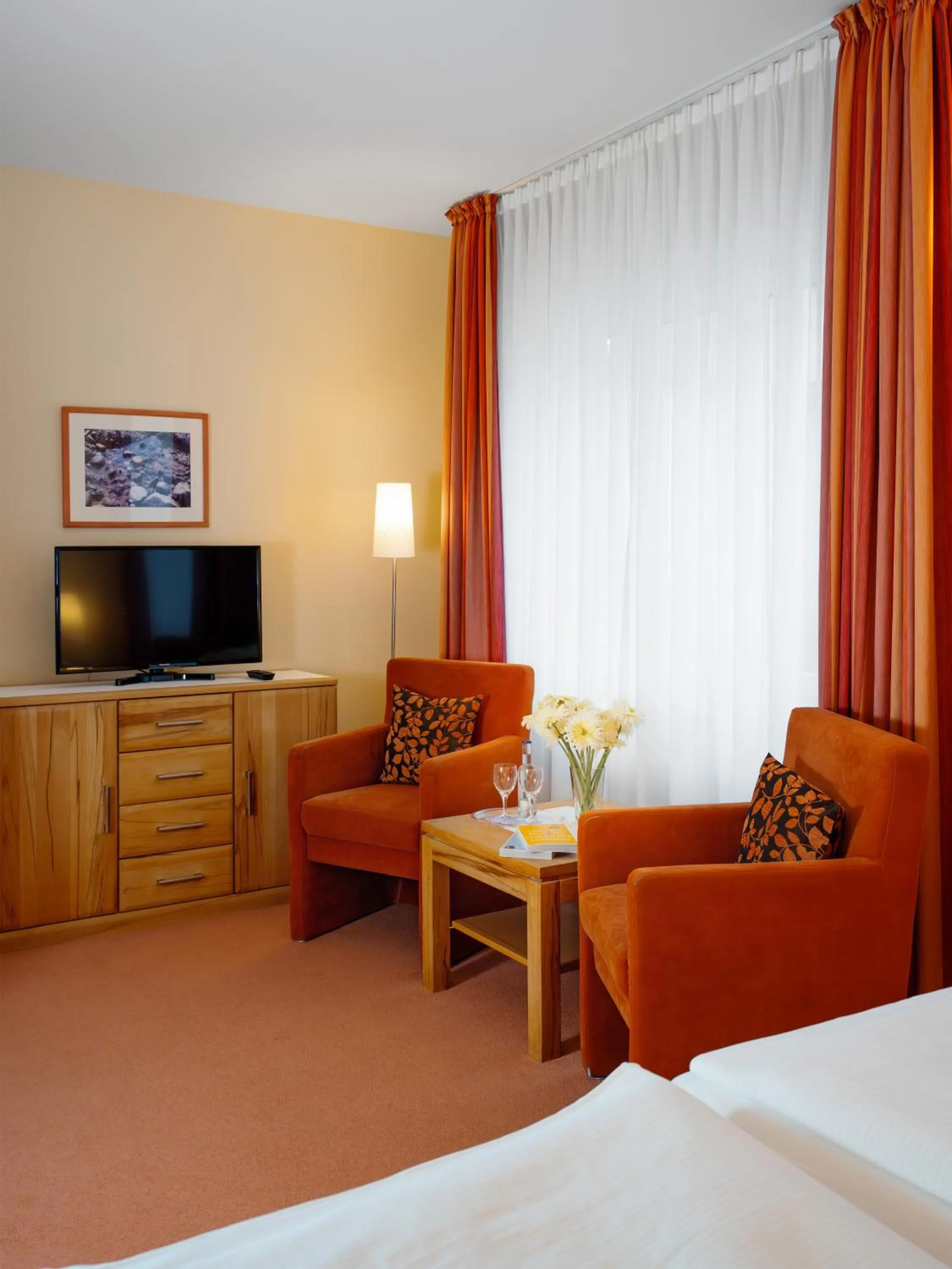 Photo of the whole room, Bed in Hotel Gutenberg