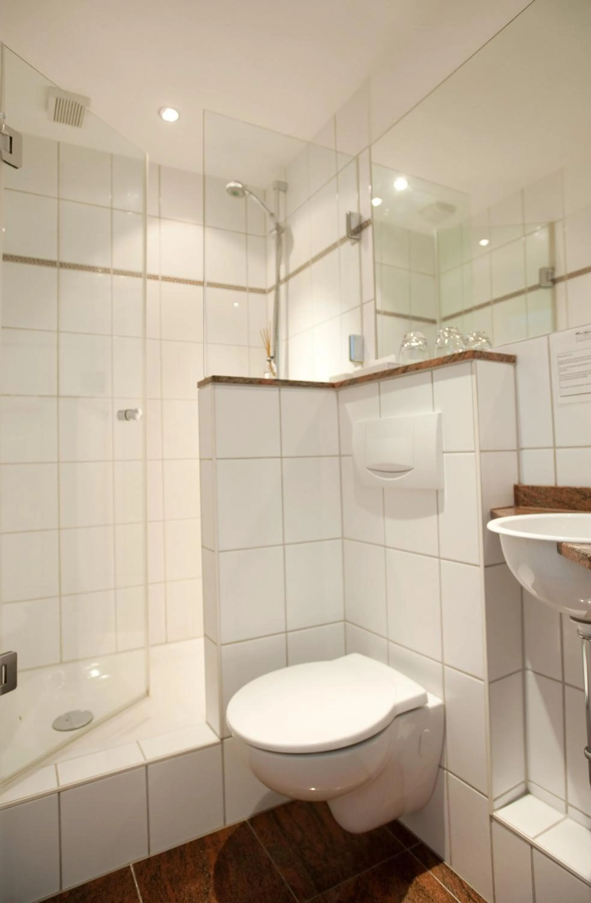 Bathroom in Hotel Gutenberg