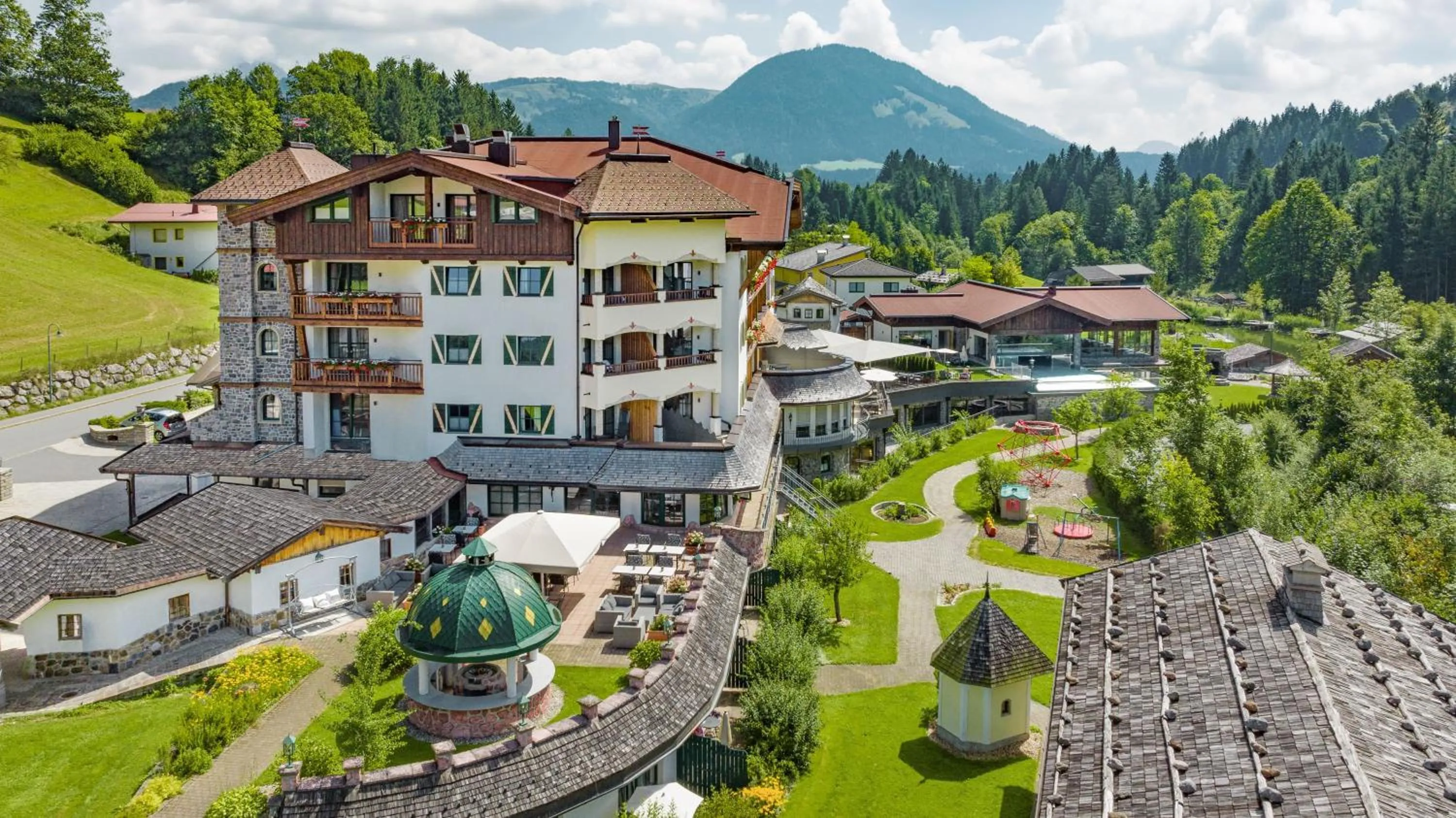 Property building in Hotel Jagdschlössl