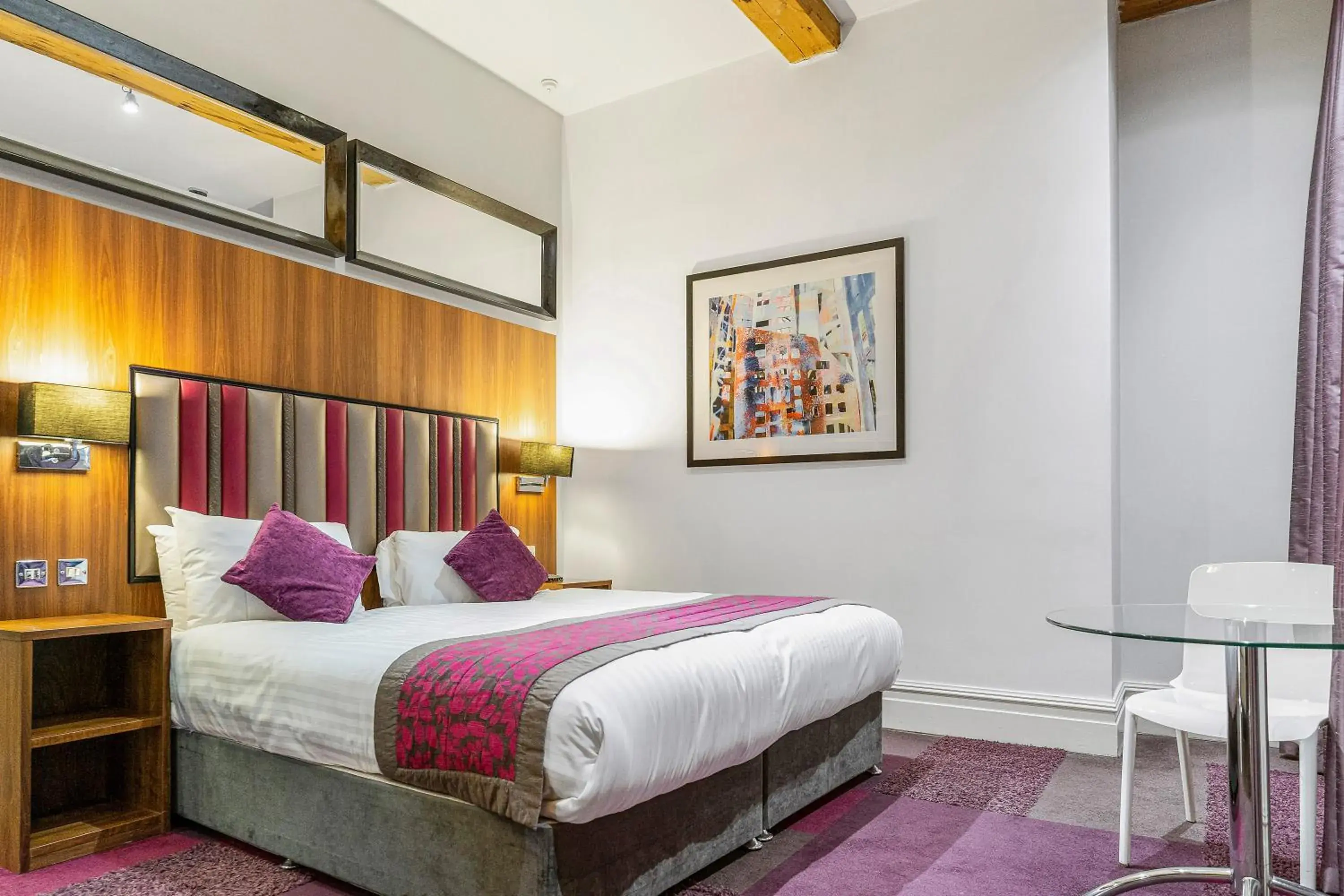 Bedroom, Bed in Roomzzz Manchester City Bedroom, Bed in Roomzzz Manchester City