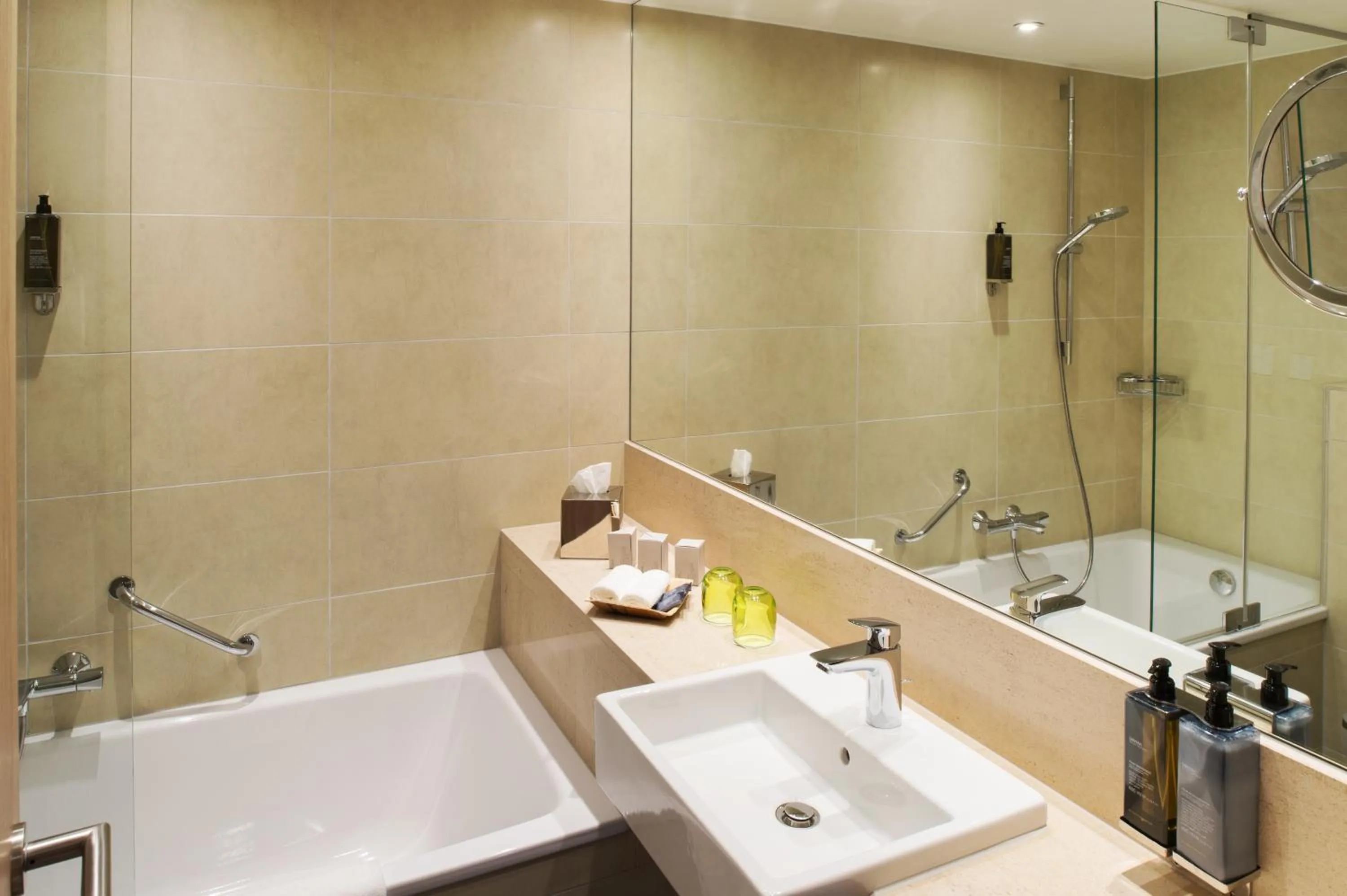 Bathroom in Holiday Inn Frankfurt Airport by IHG