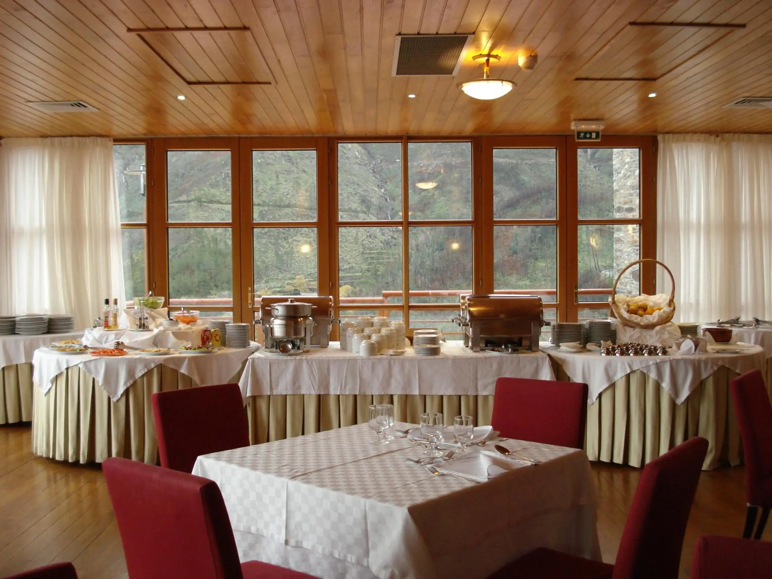 Restaurant/places to eat in INATEL Piodao Restaurant/places to eat in INATEL Piodao