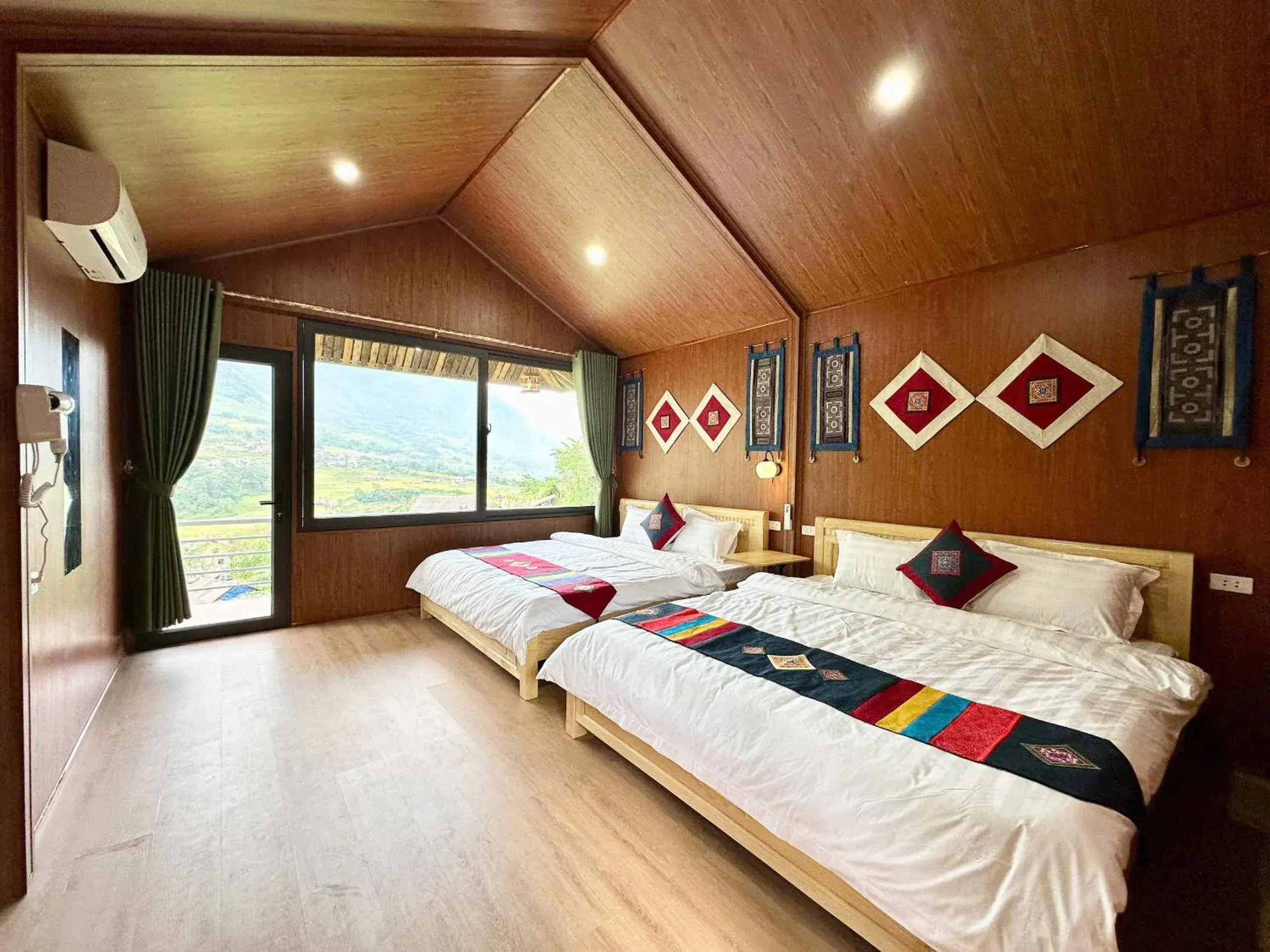 Family Bungalow in Tavan Chopai Homestay Family Bungalow in Tavan Chopai Homestay