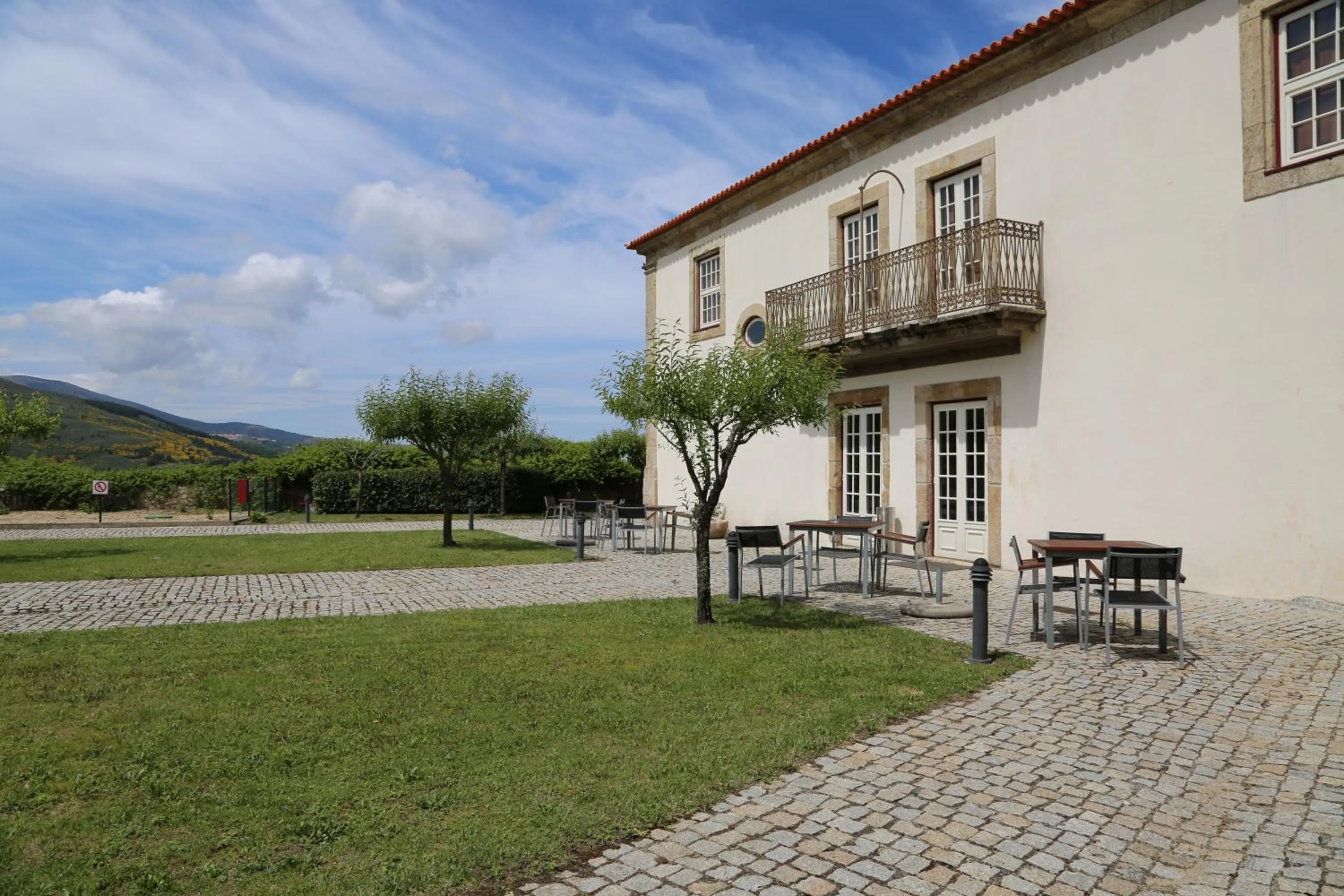 Property building in INATEL Linhares da Beira Hotel Rural