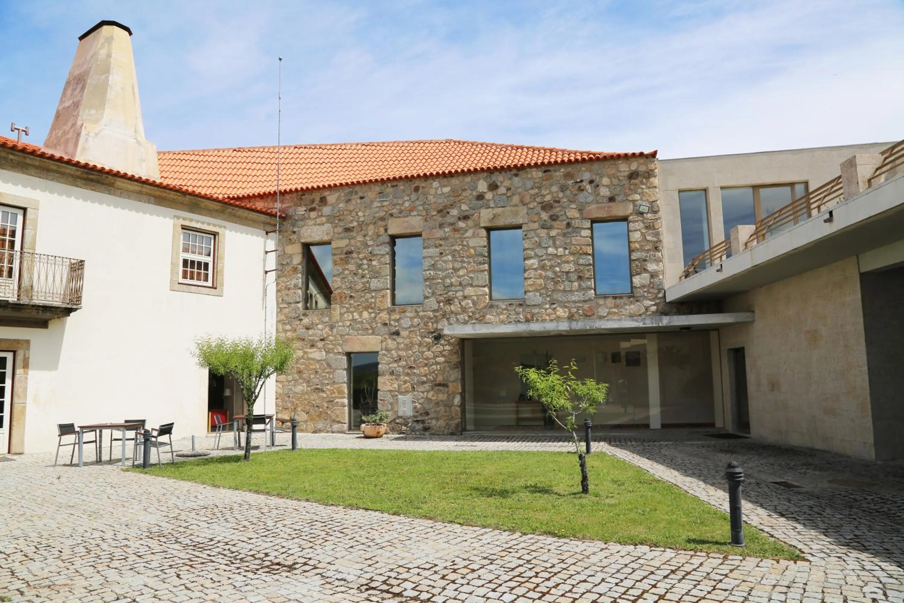 Property building in INATEL Linhares da Beira Hotel Rural