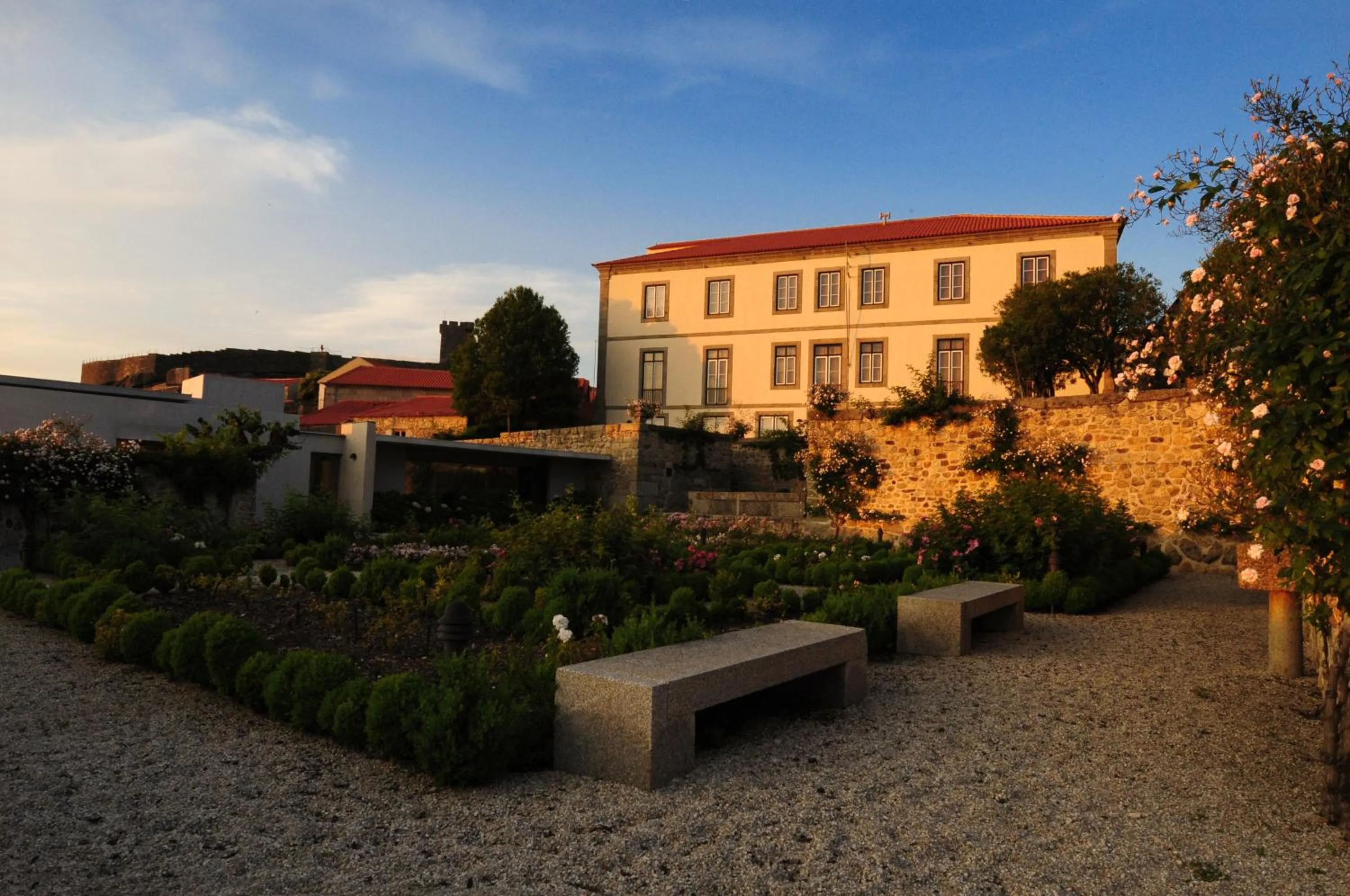 Property building in INATEL Linhares da Beira Hotel Rural