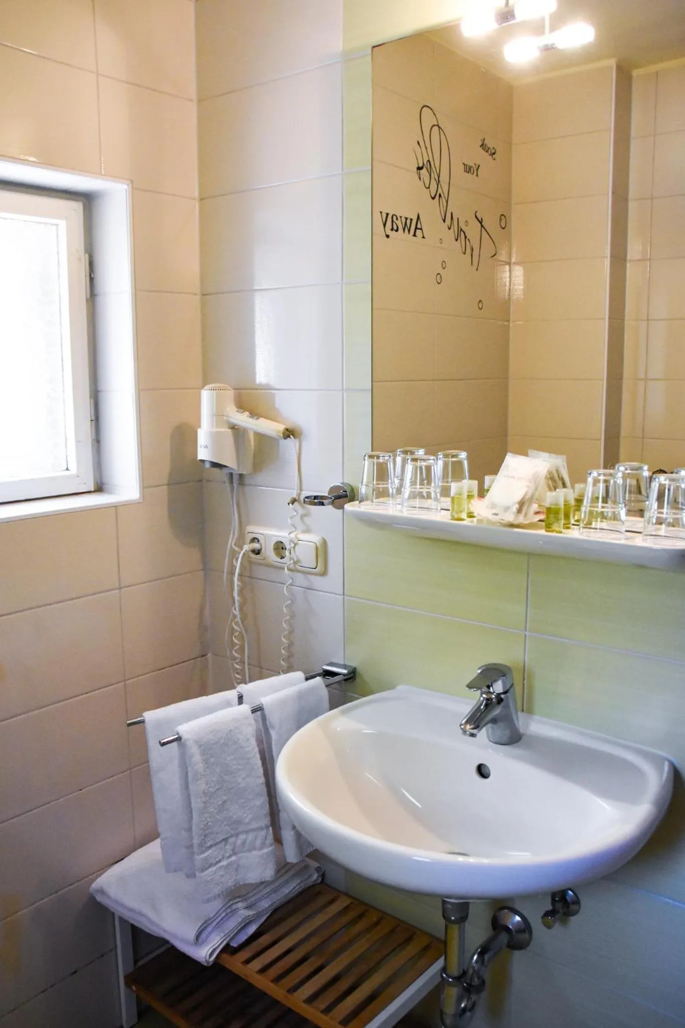 Bathroom in Parkhotel Zirndorf
