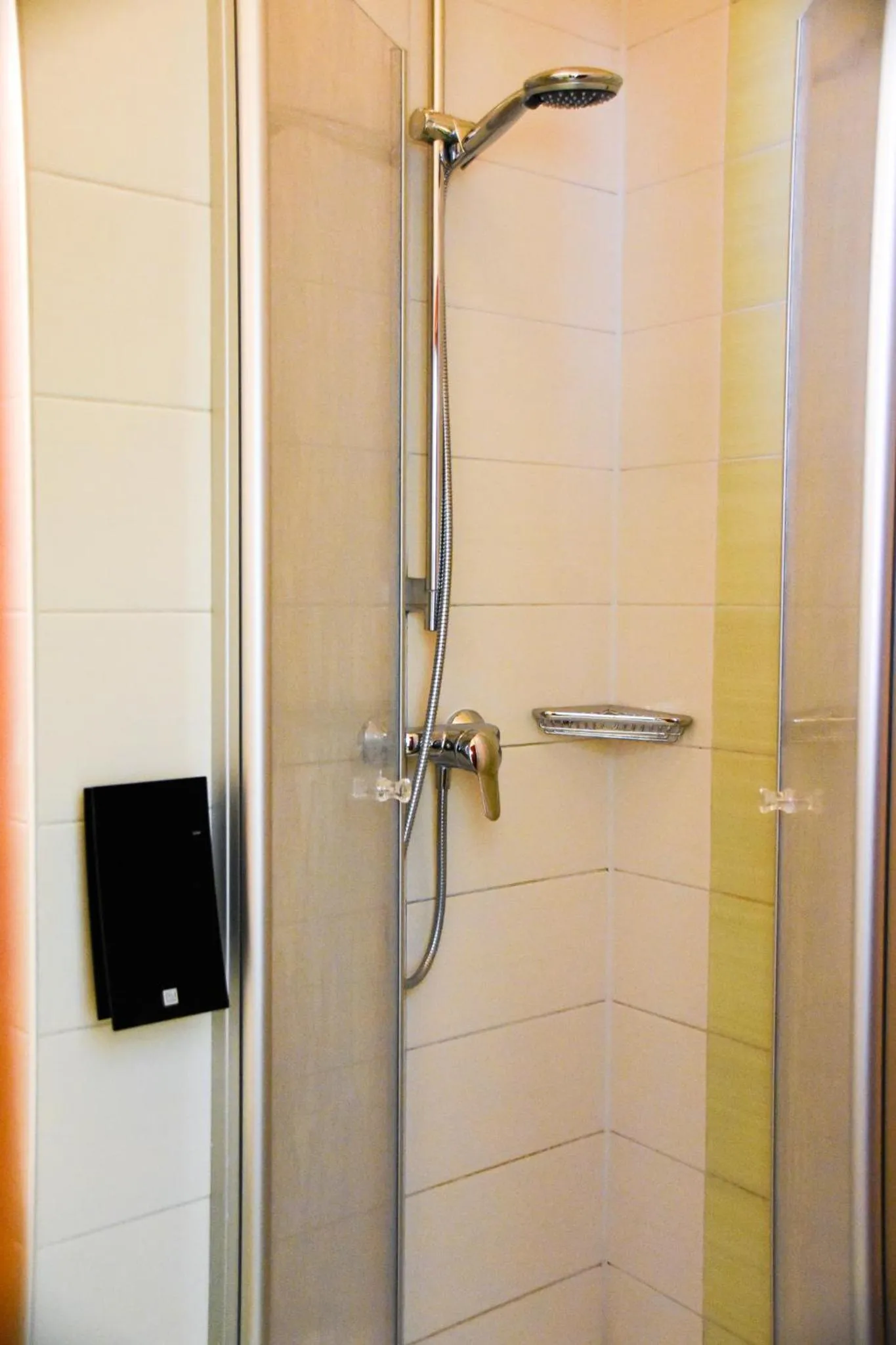 Bathroom in Parkhotel Zirndorf