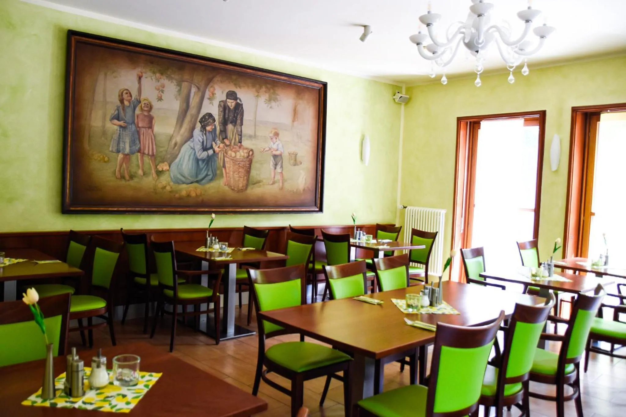 Restaurant/places to eat in Parkhotel Zirndorf