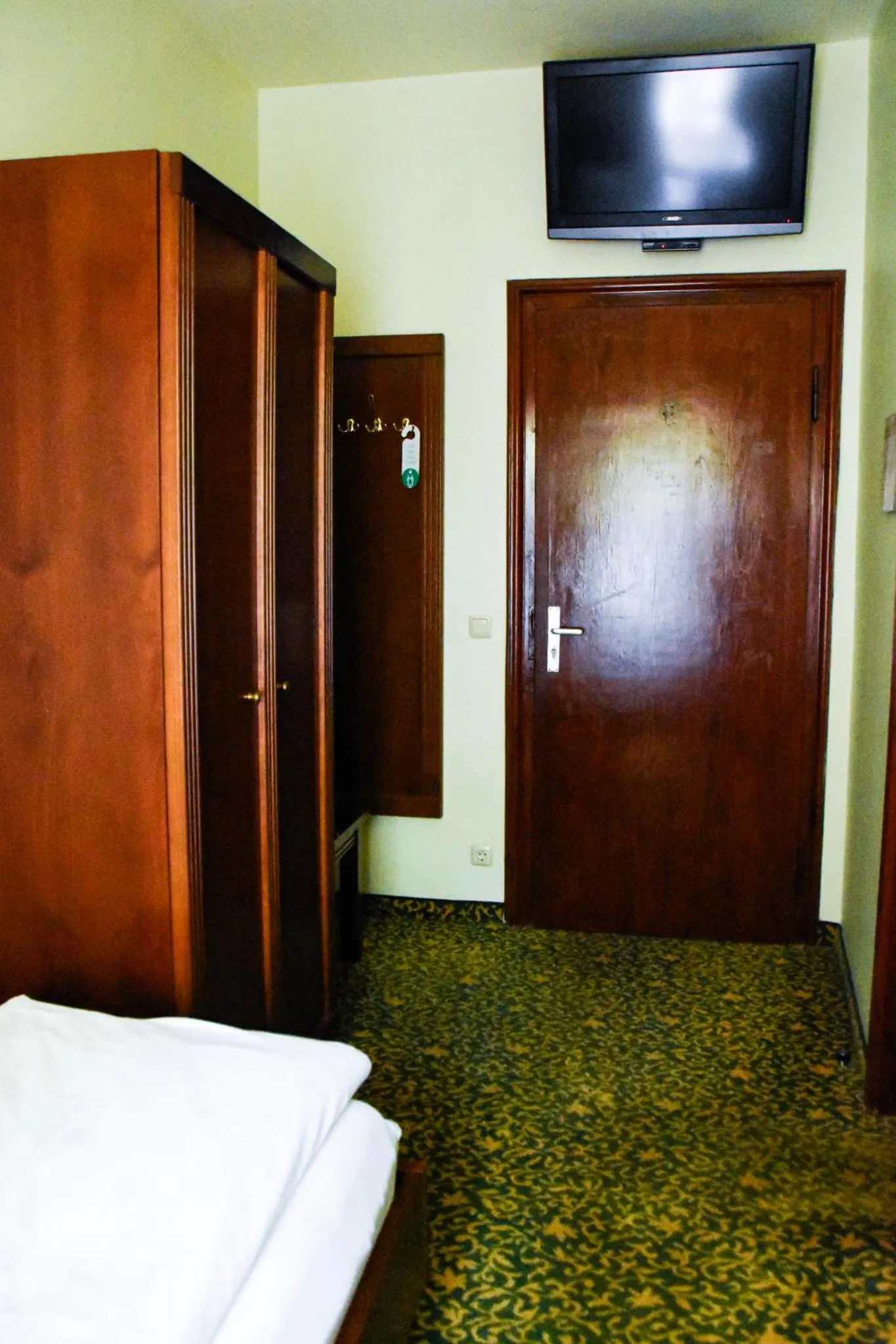 TV and multimedia, Bed in Parkhotel Zirndorf