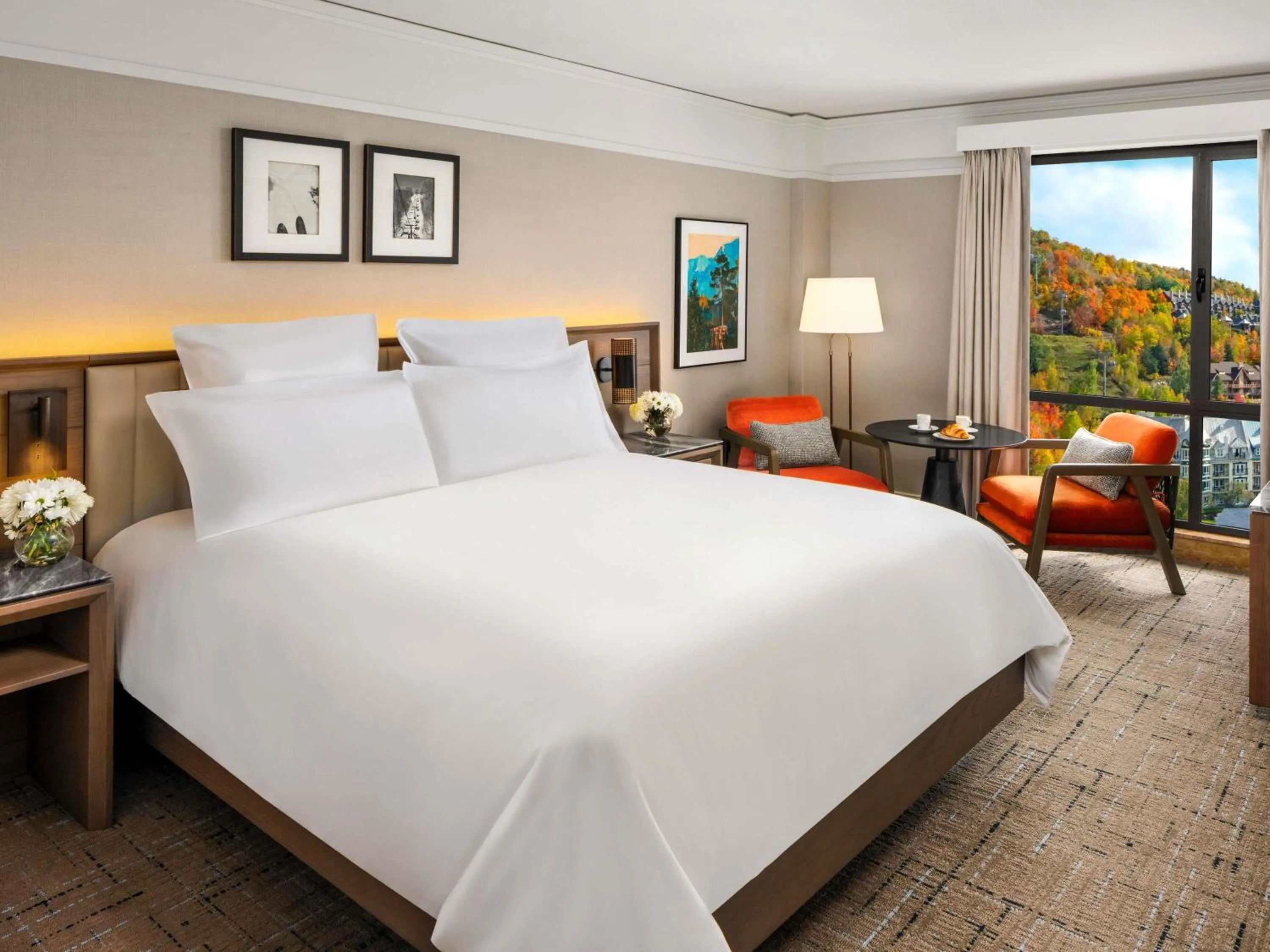 Bedroom, Bed in Fairmont Tremblant