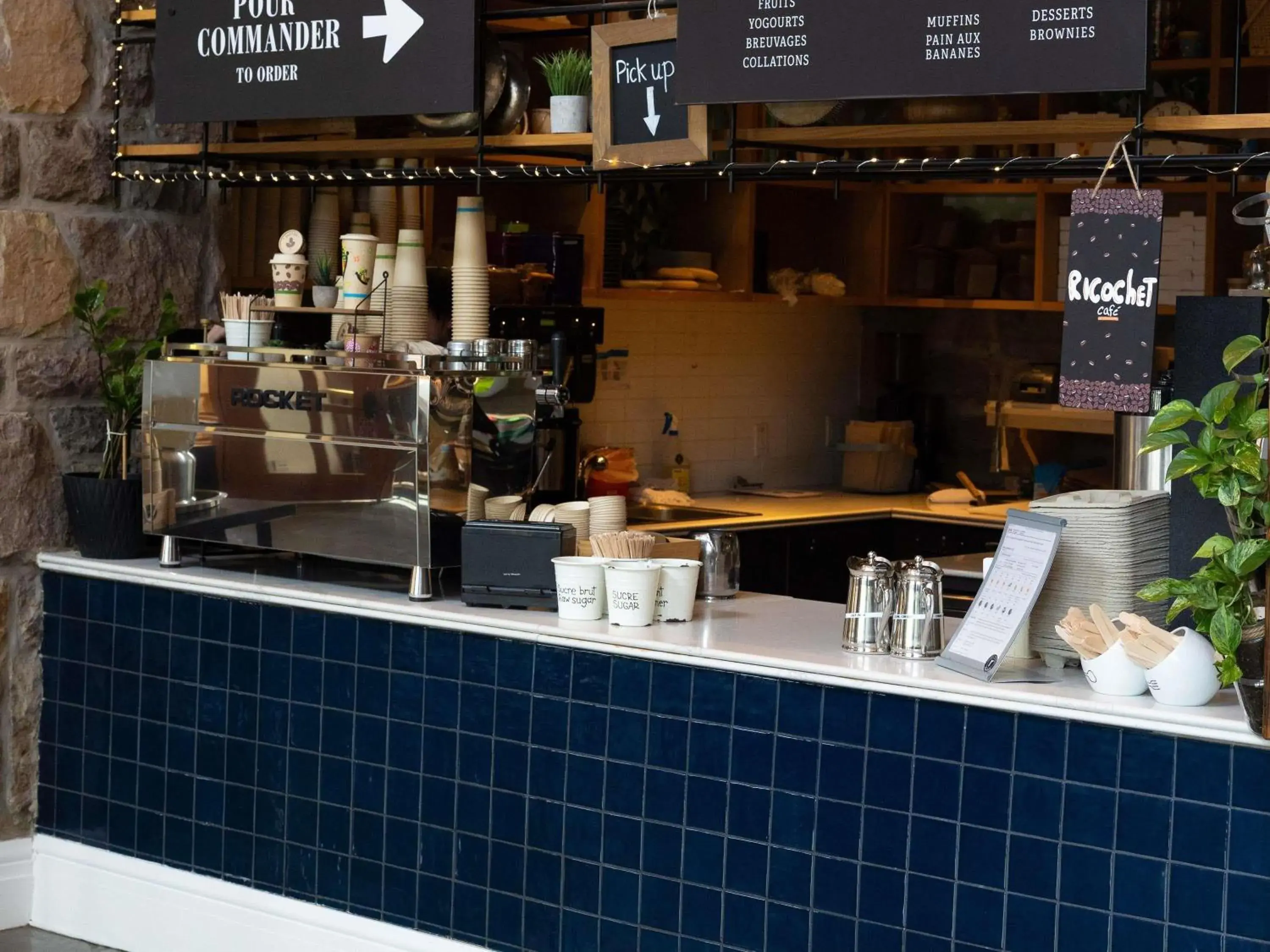 Restaurant/places to eat in Fairmont Tremblant Restaurant/places to eat in Fairmont Tremblant