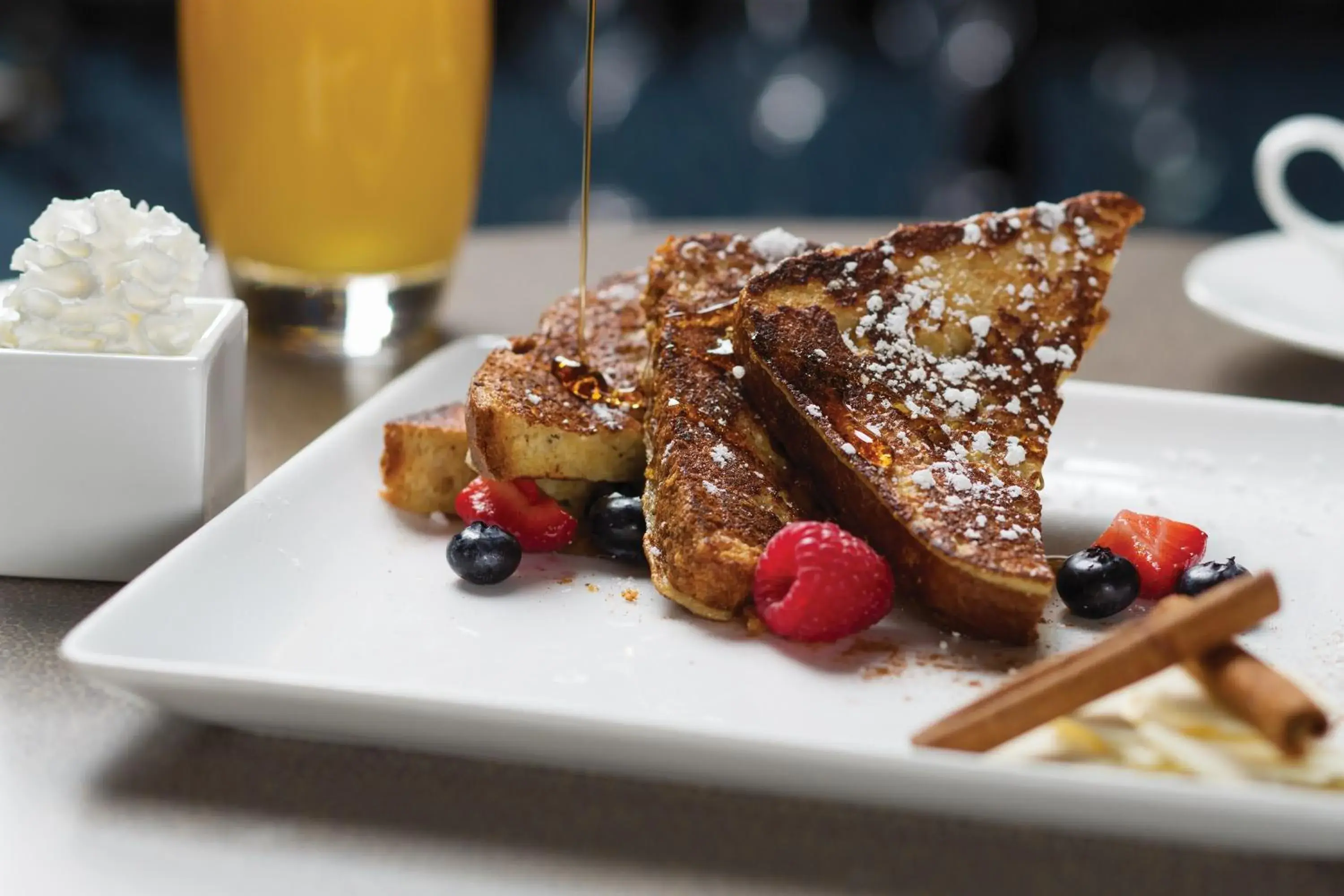 Breakfast in The Signature at MGM Grand - All Suites Breakfast in The Signature at MGM Grand - All Suites