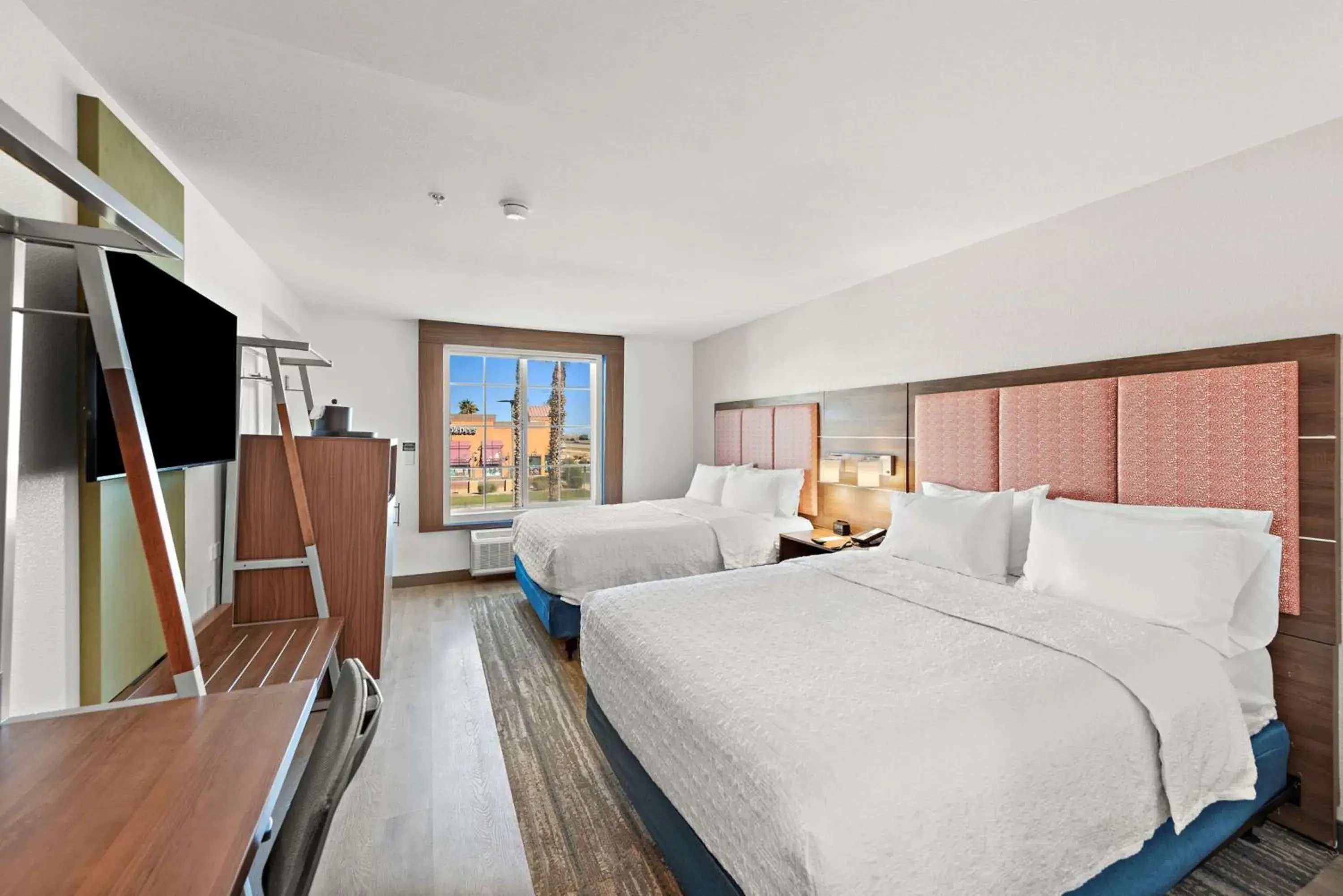 Bed in Hampton Inn by Hilton Calexico Bed in Hampton Inn by Hilton Calexico