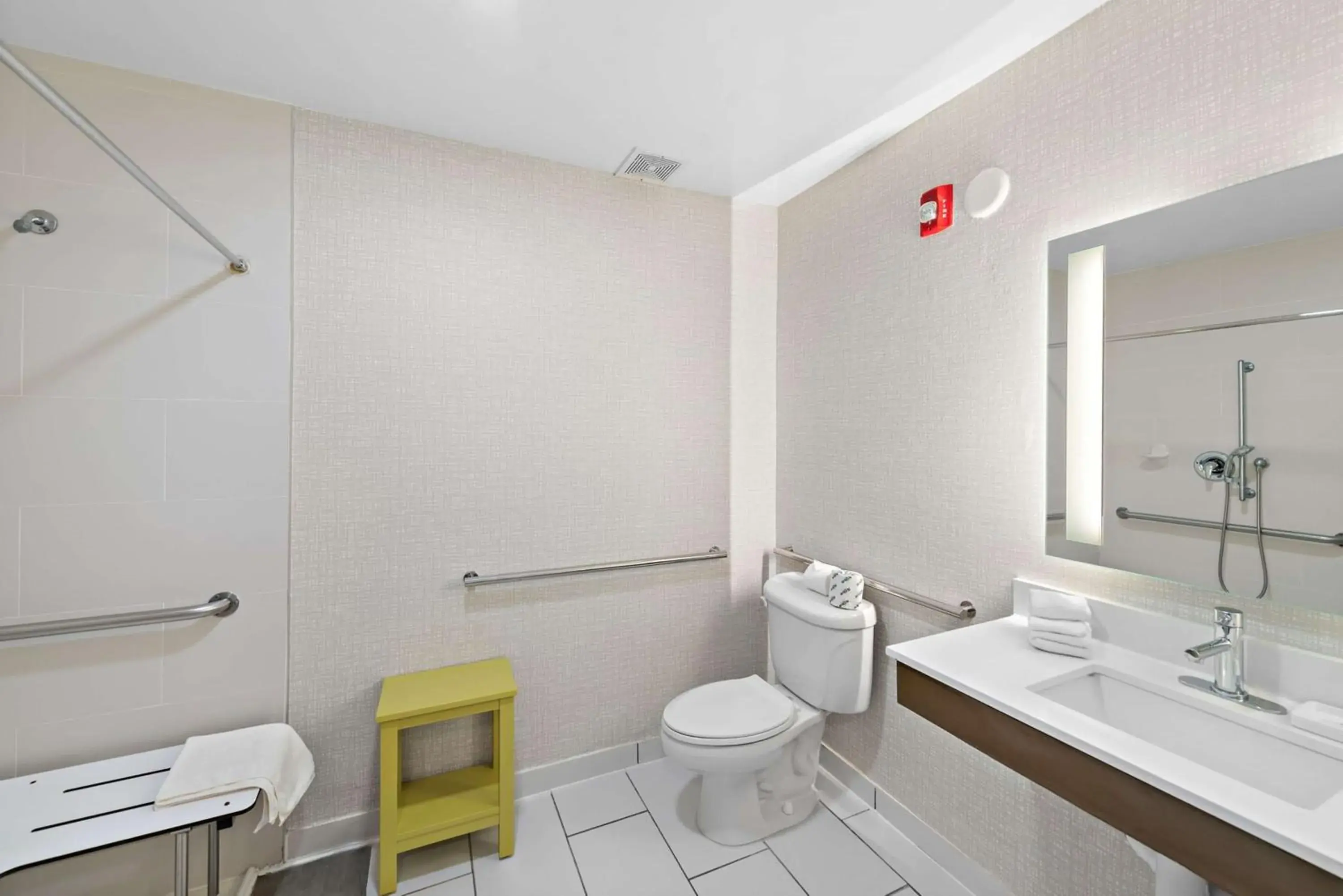 Bathroom in Hampton Inn by Hilton Calexico Bathroom in Hampton Inn by Hilton Calexico