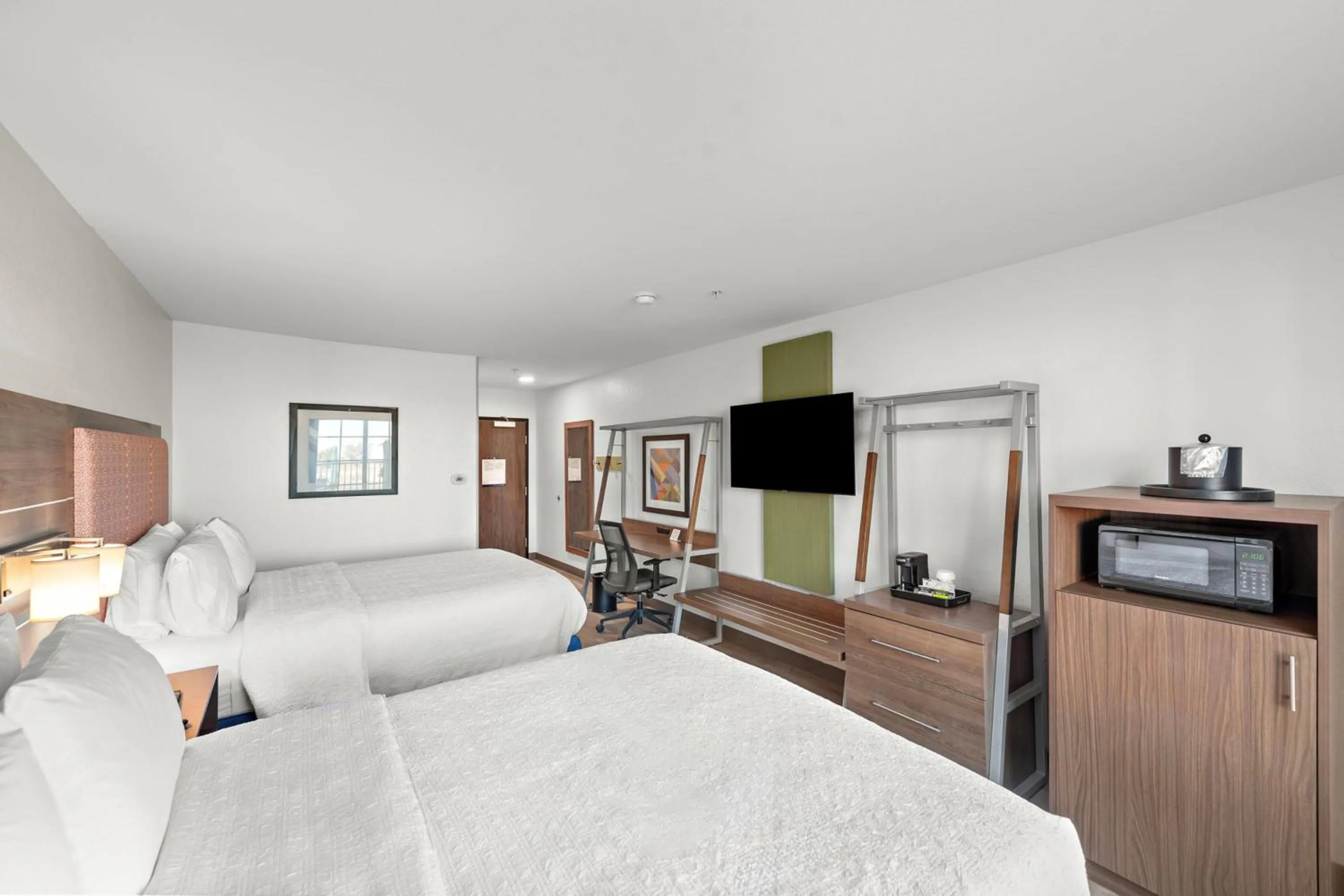 Bedroom, Bed in Hampton Inn by Hilton Calexico