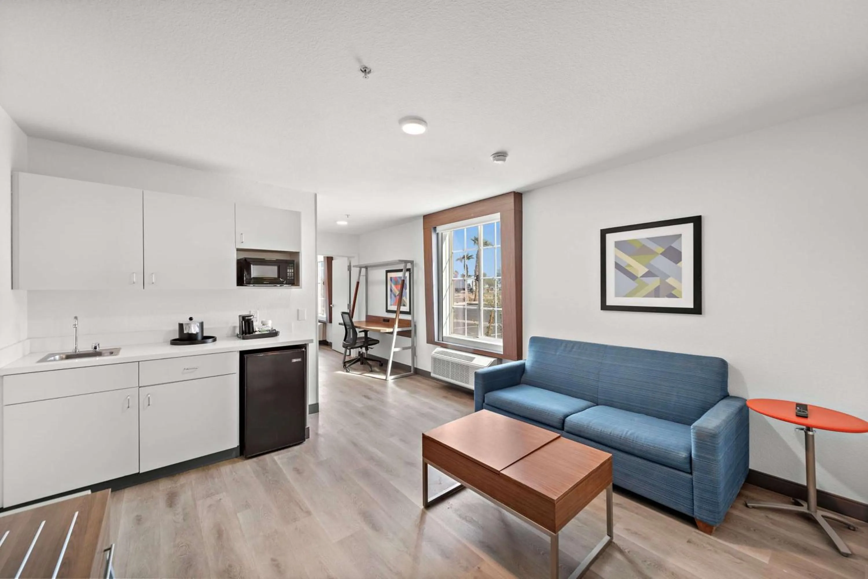 Living room in Hampton Inn by Hilton Calexico