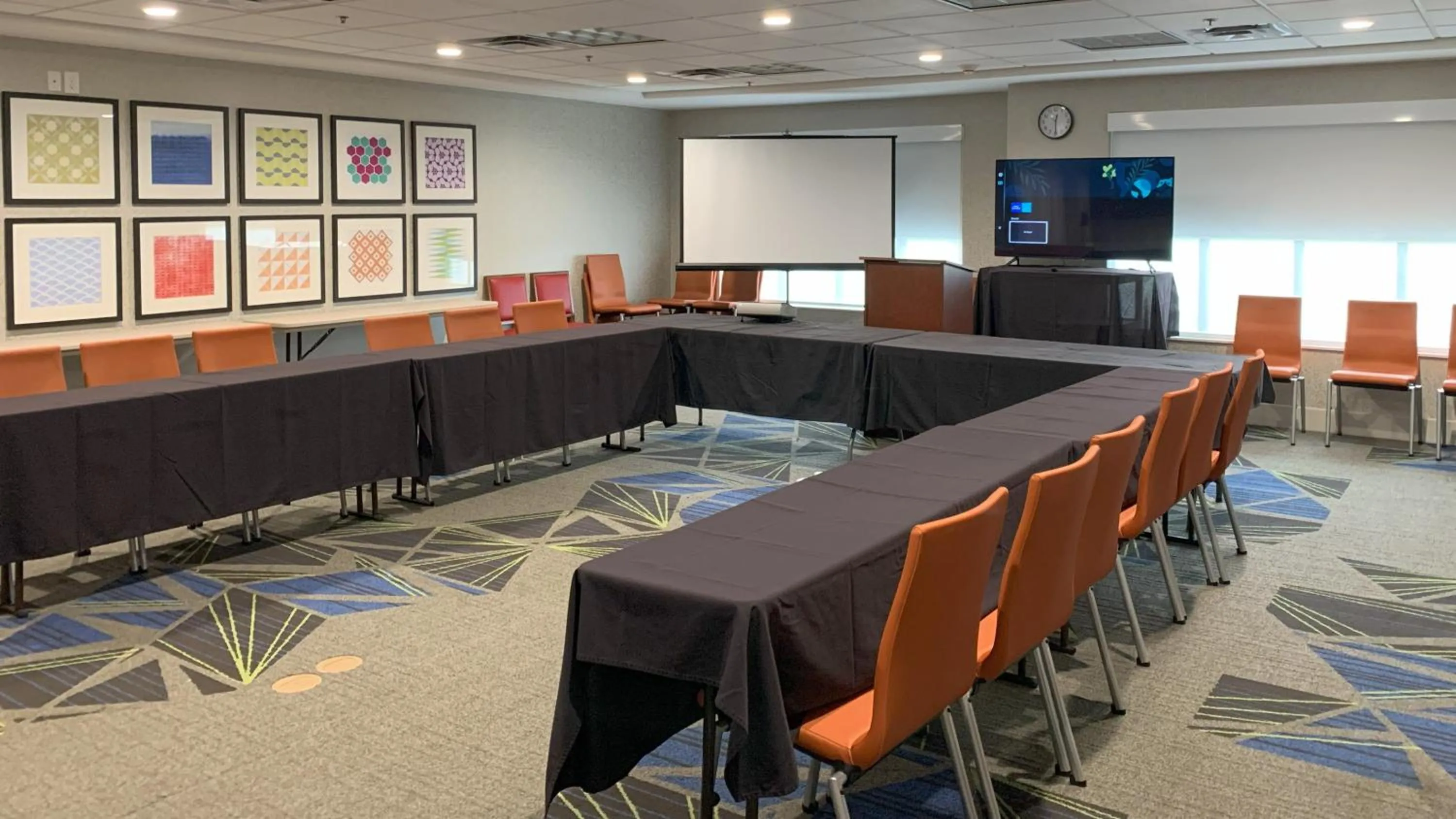 Meeting/conference room in Holiday Inn Express Hotel & Suites Crawfordsville by IHG