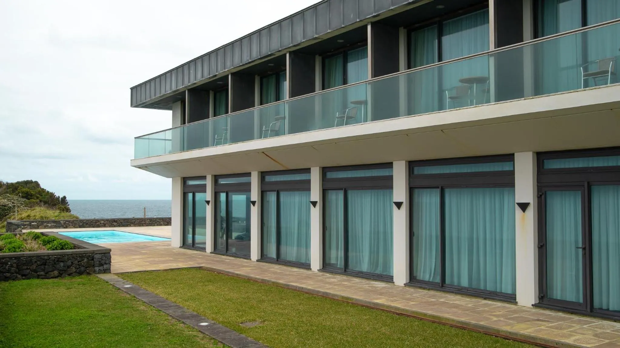 Property building in INATEL Flores