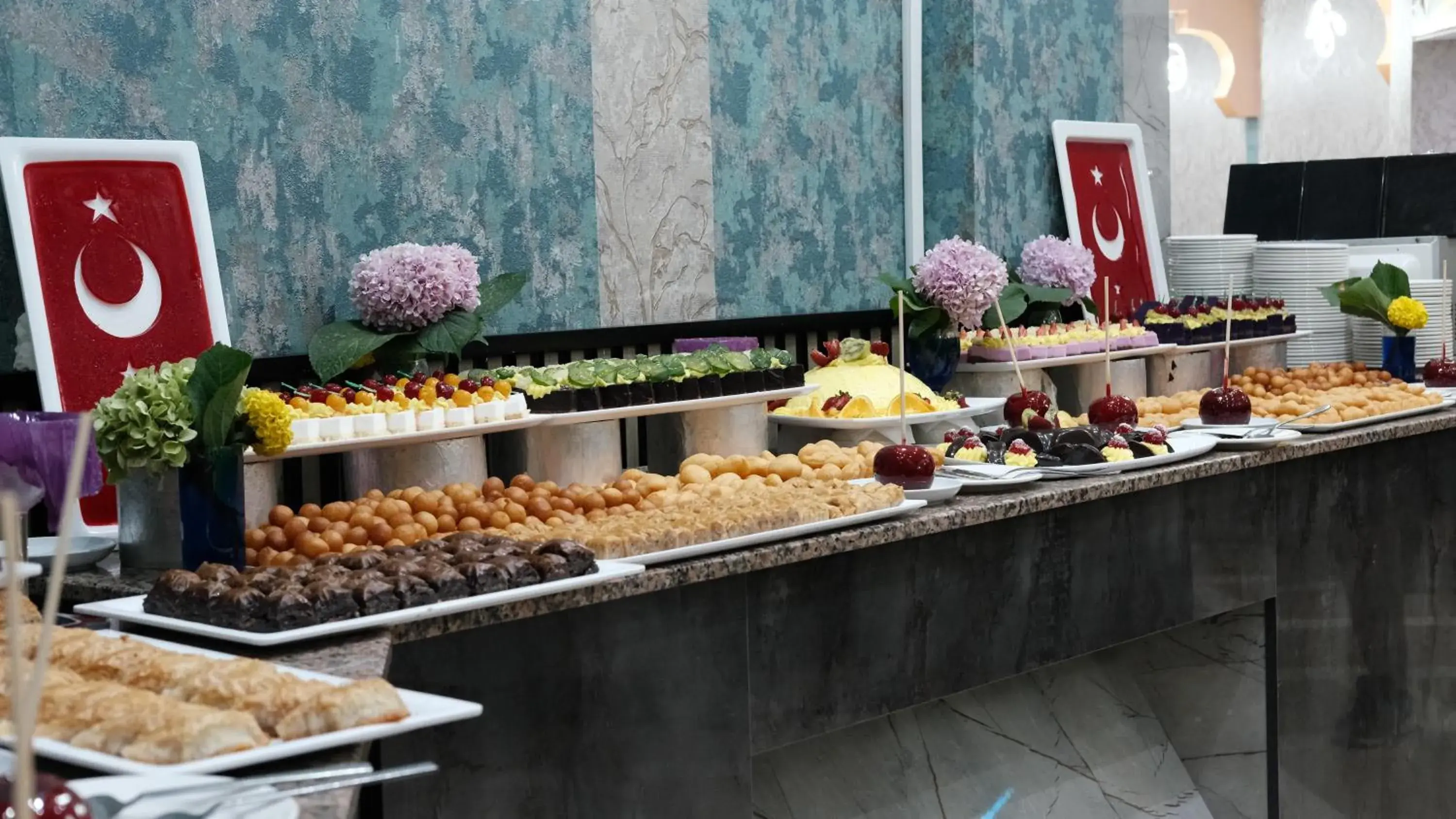 Food in Monte Carlo Hotel Food in Monte Carlo Hotel