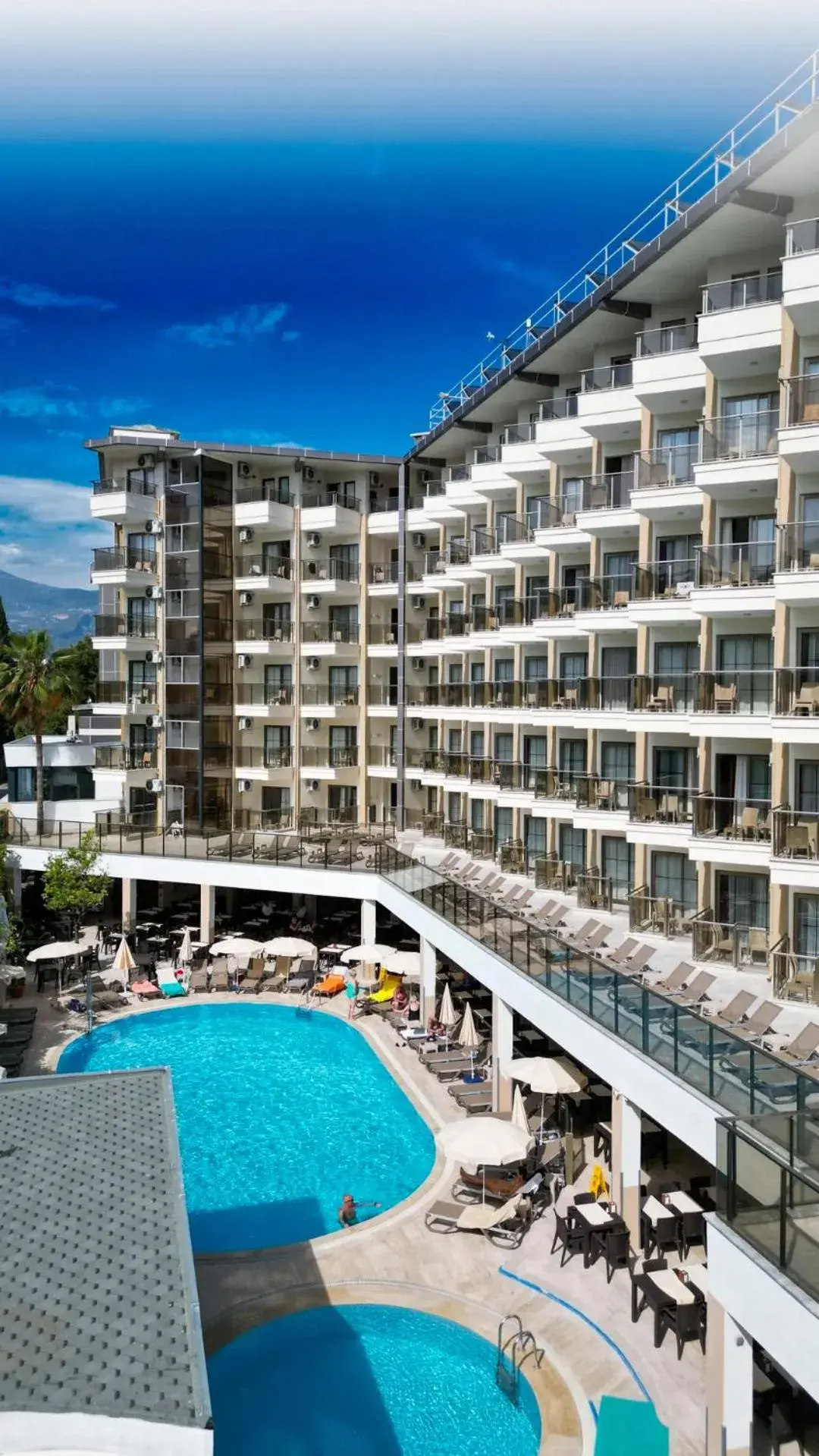 Property building in Monte Carlo Hotel Property building in Monte Carlo Hotel