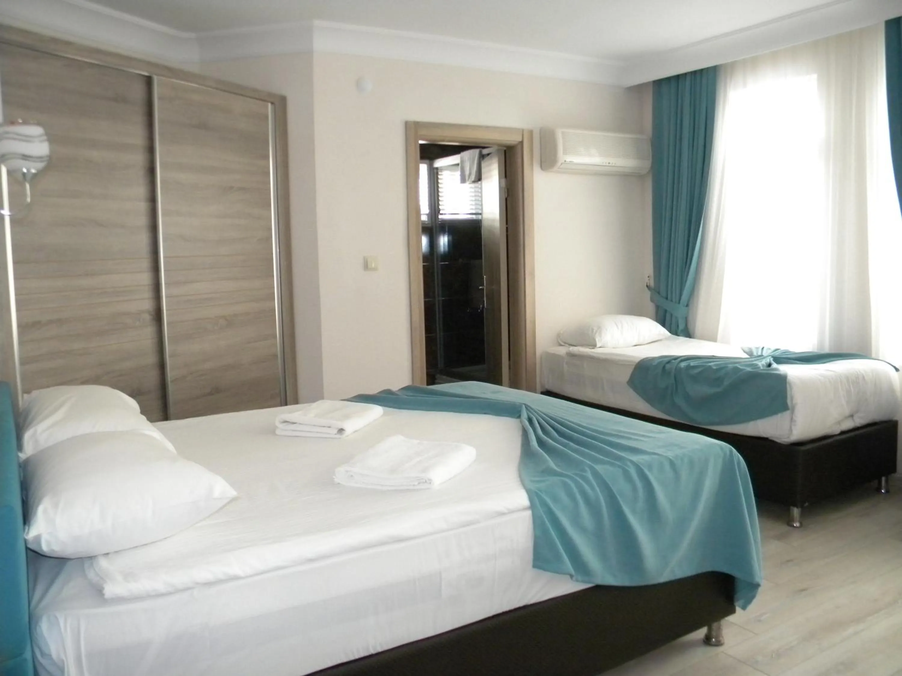 Photo of the whole room, Bed in Sava Hotel