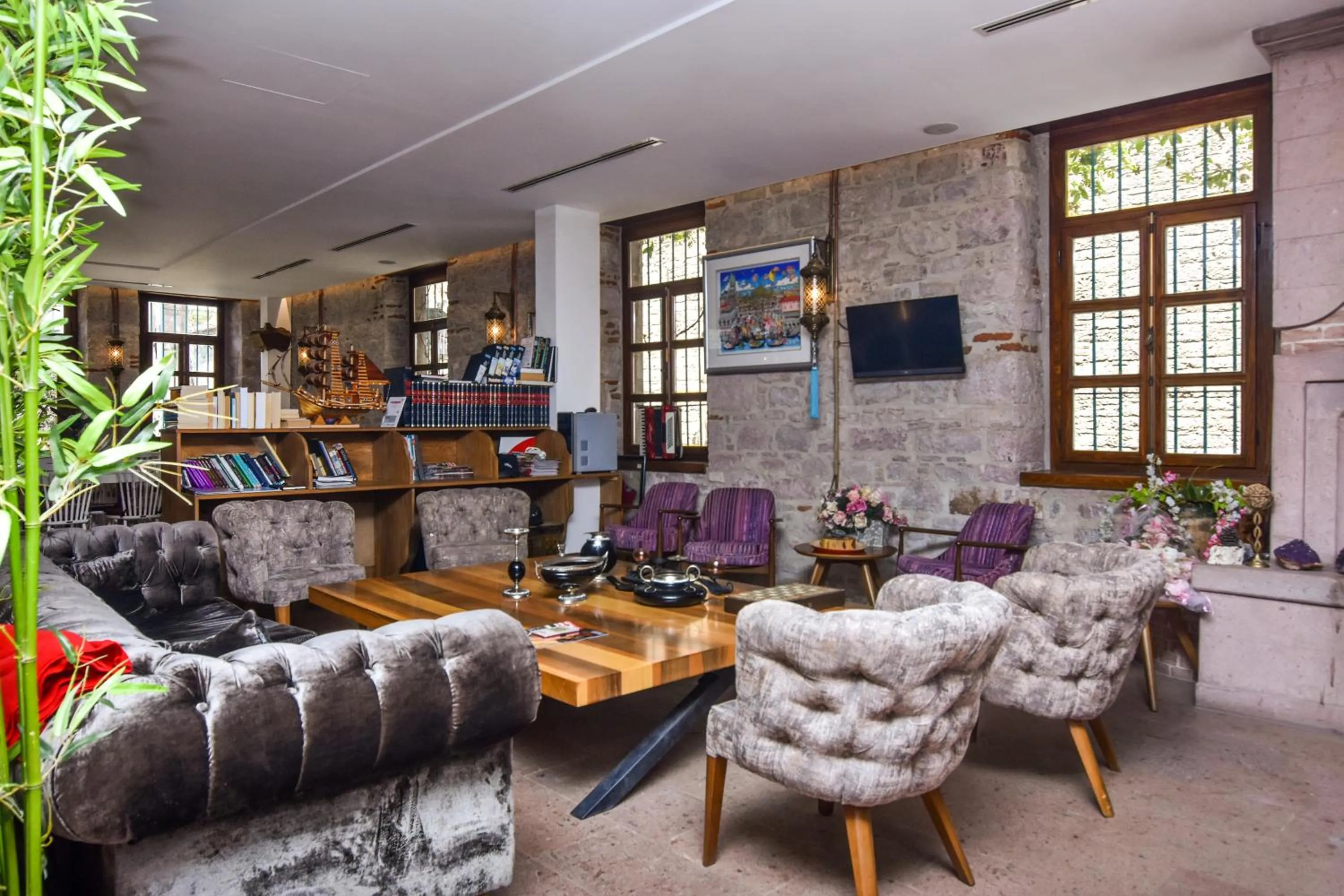 Lobby or reception in Orchis Hotel