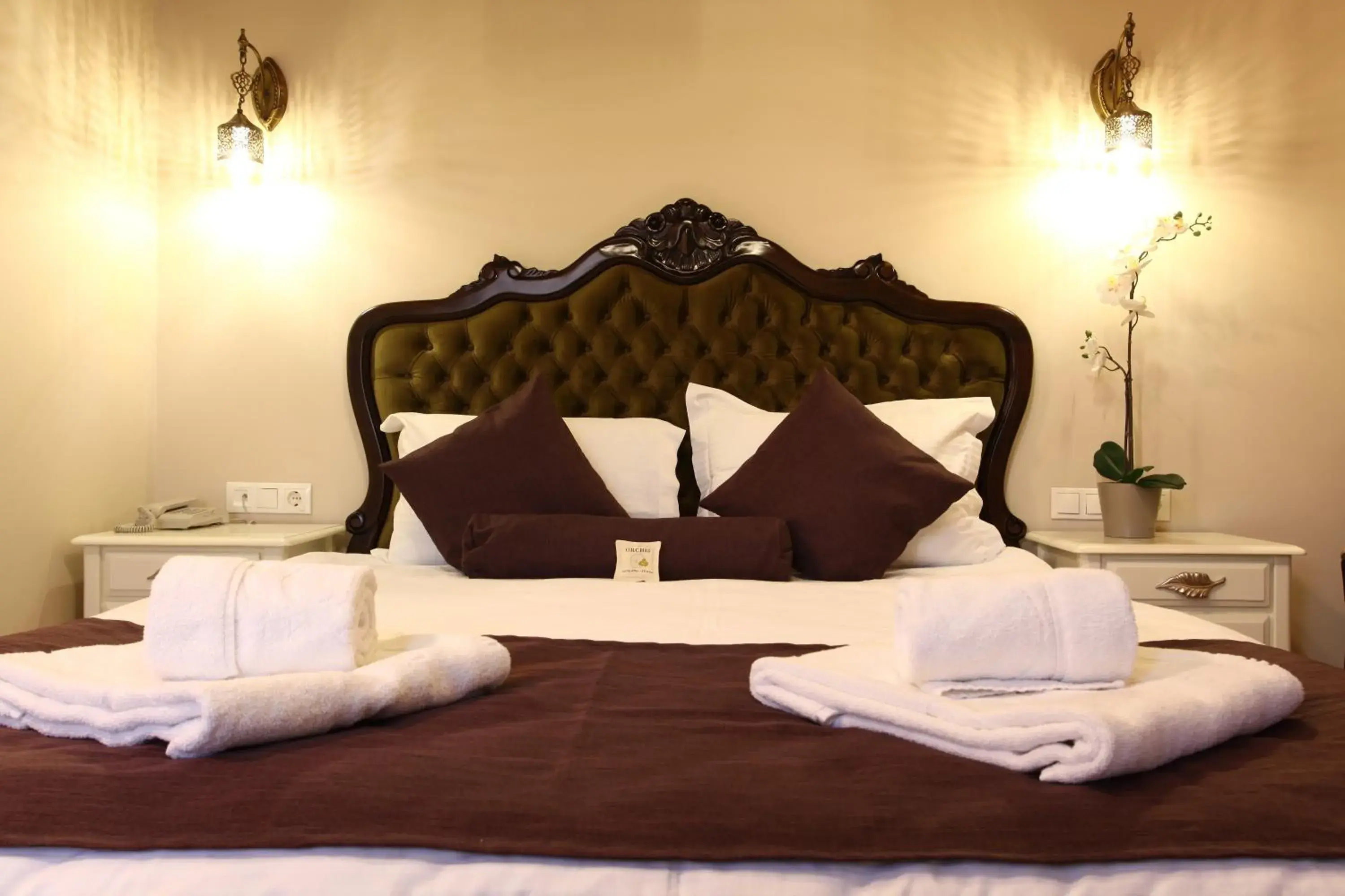 Decorative detail, Bed in Orchis Hotel Decorative detail, Bed in Orchis Hotel