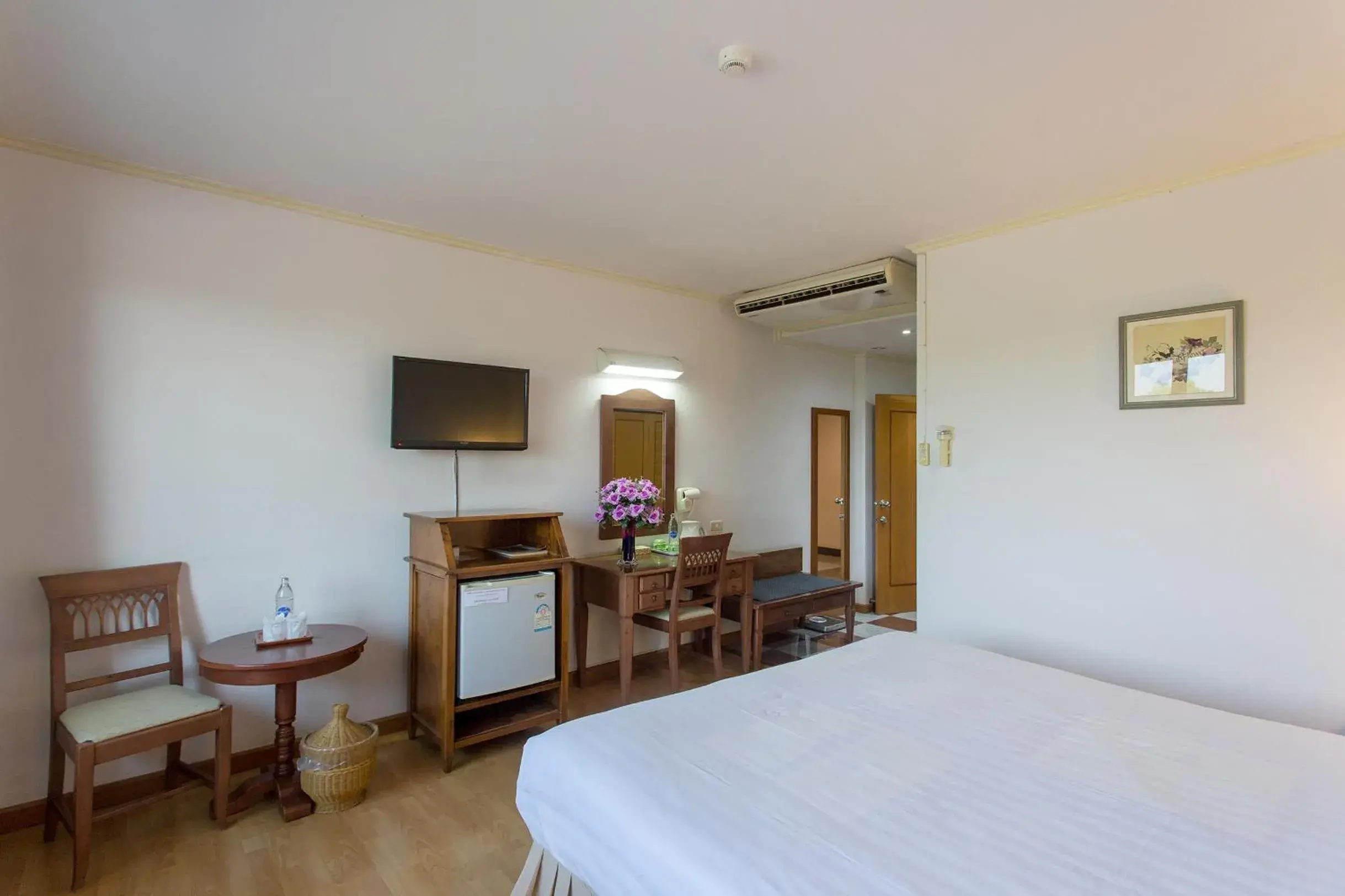 Bed in Tangerine Ville Hotel Bed in Tangerine Ville Hotel