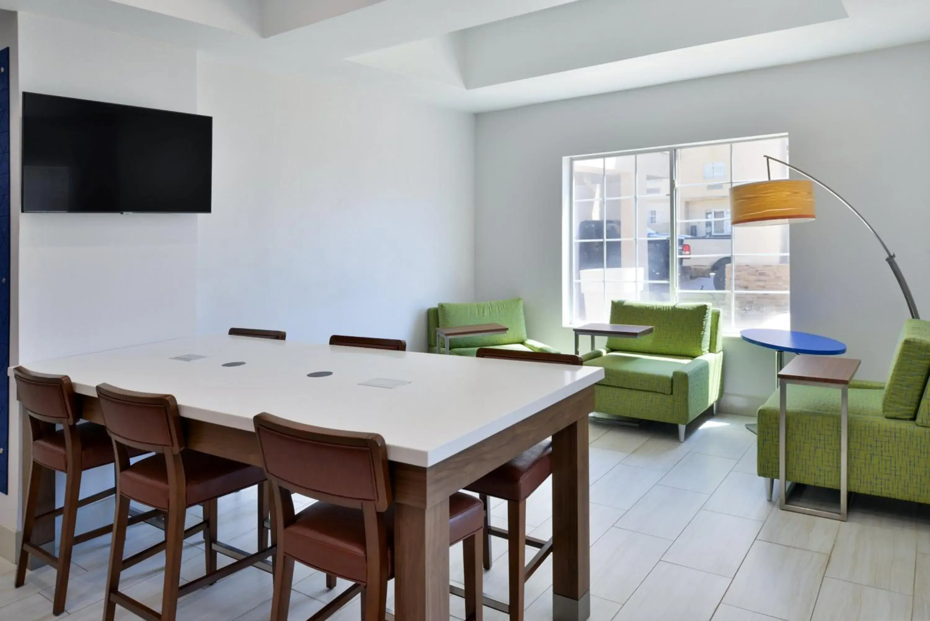 Property building in Holiday Inn Express Hotel & Suites Carthage by IHG Property building in Holiday Inn Express Hotel & Suites Carthage by IHG