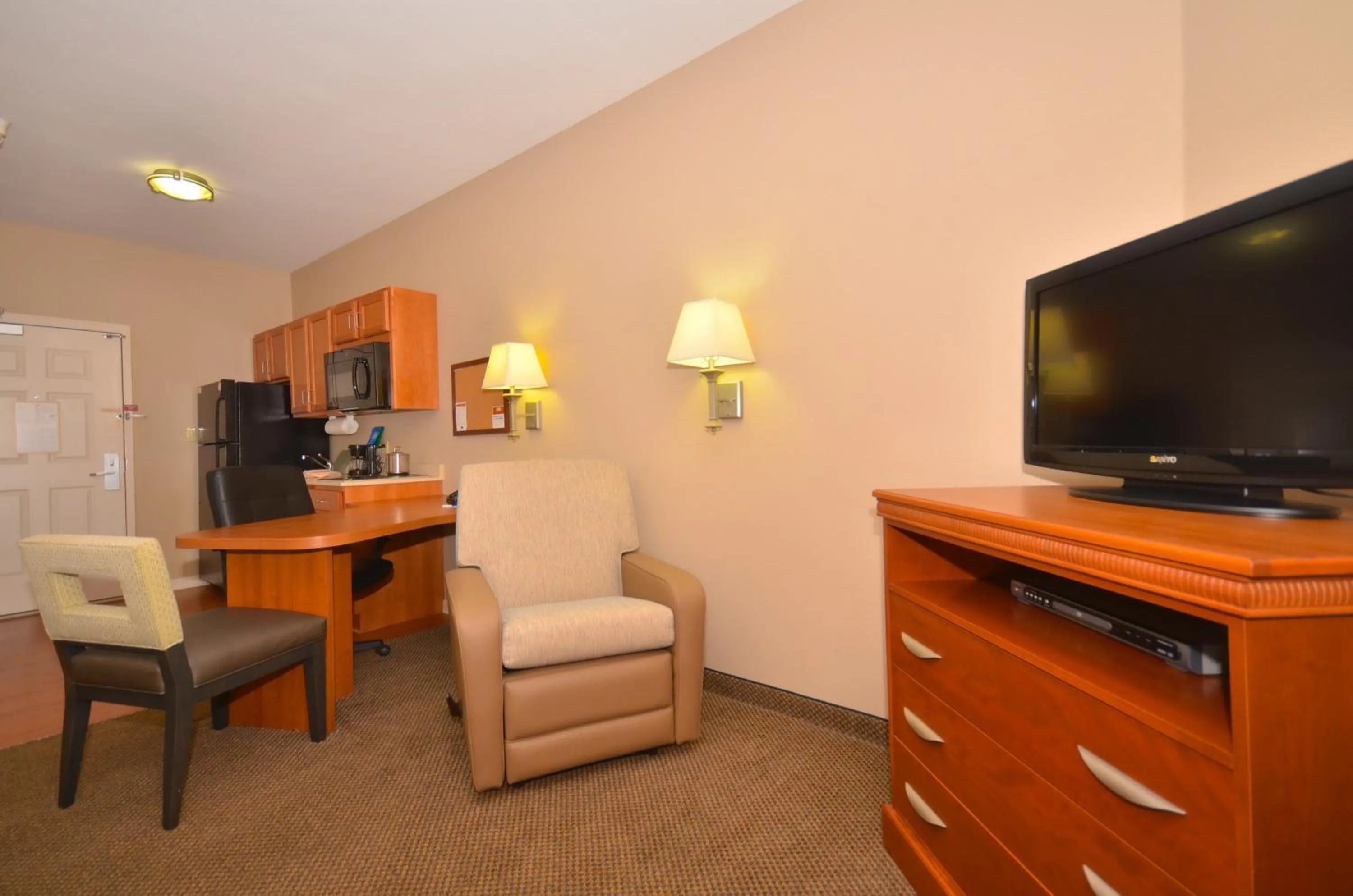 Photo of the whole room in Candlewood Suites Clarksville by IHG