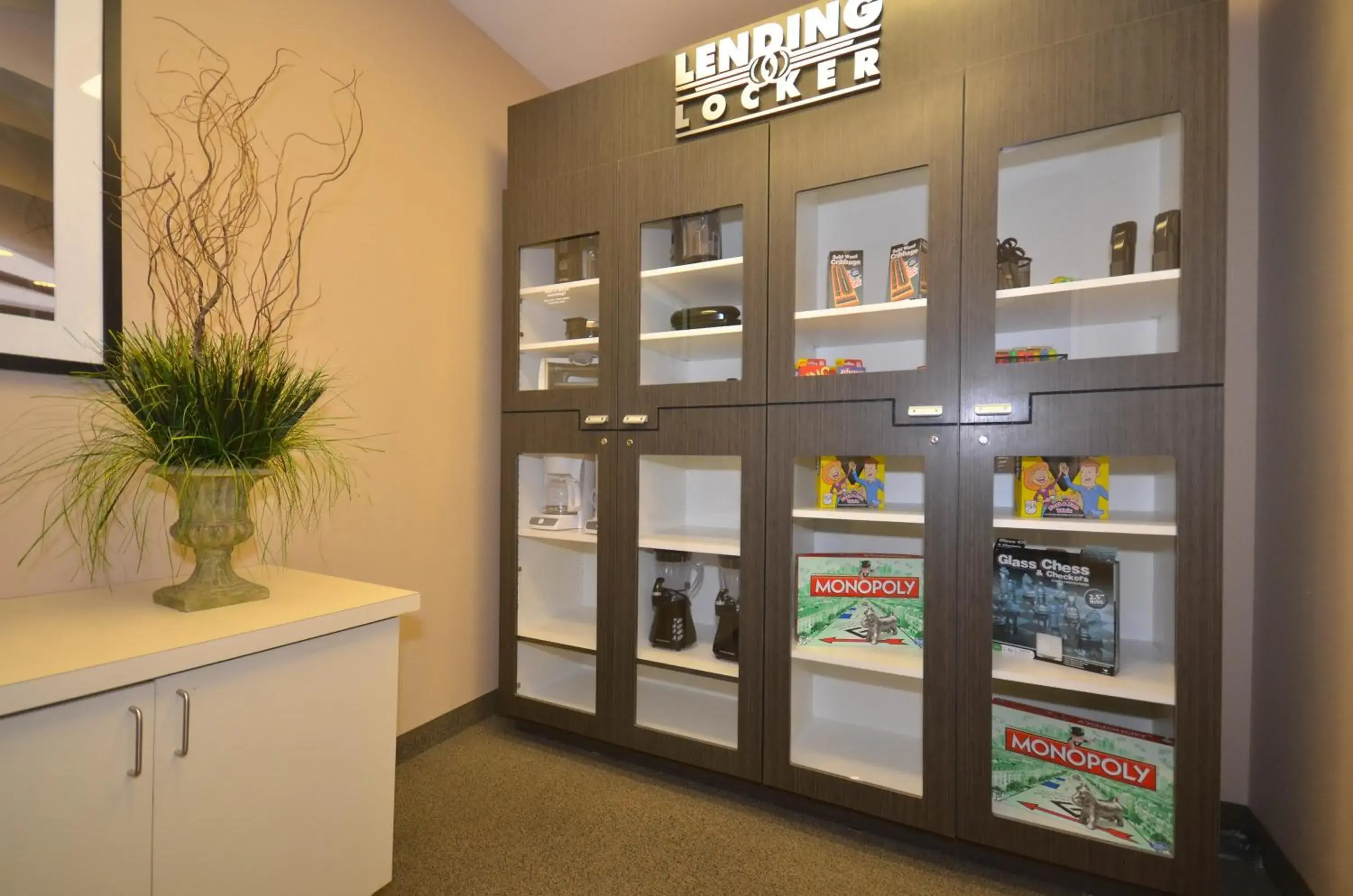 Lobby or reception in Candlewood Suites Clarksville by IHG Lobby or reception in Candlewood Suites Clarksville by IHG