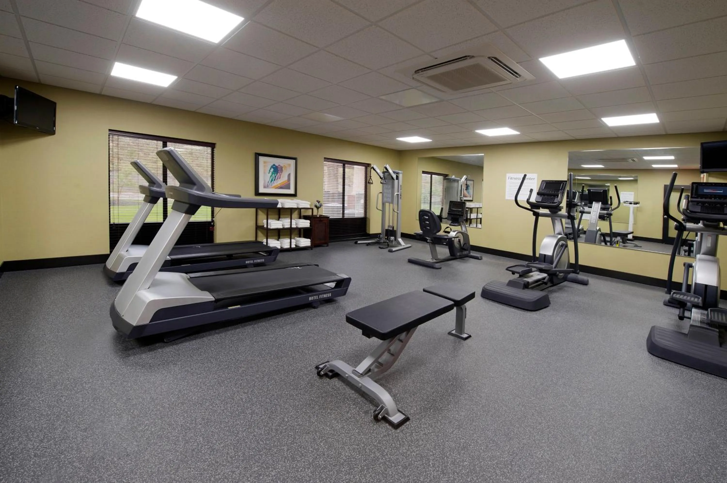 Fitness centre/facilities in Holiday Inn Express Hotel & Suites Clearfield by IHG