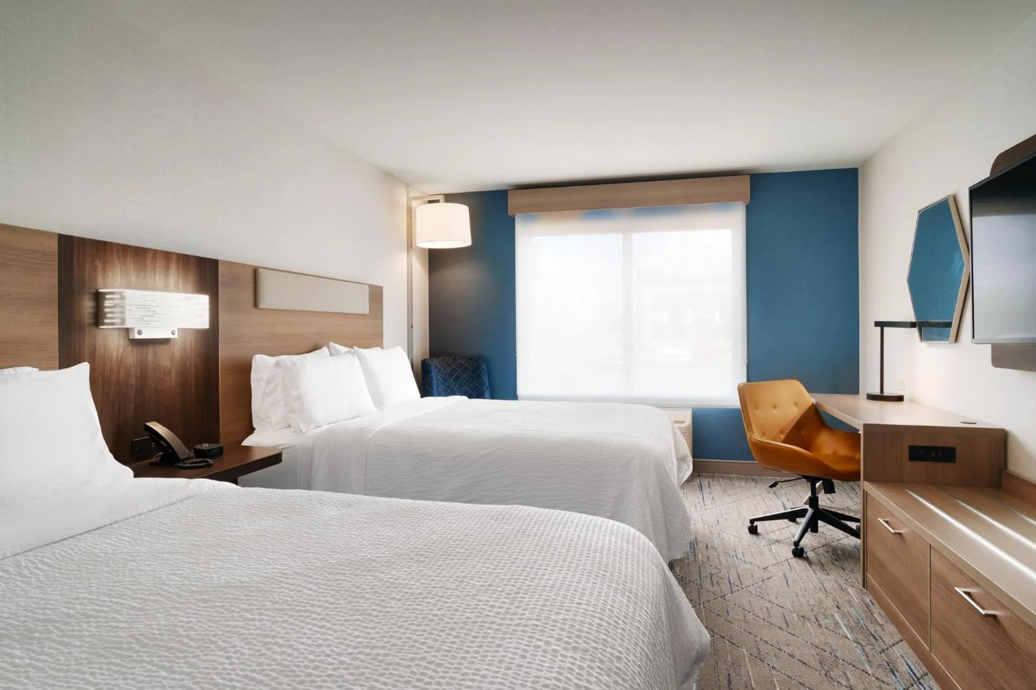 Photo of the whole room, Bed in Holiday Inn Express Hotel & Suites Cheyenne by IHG